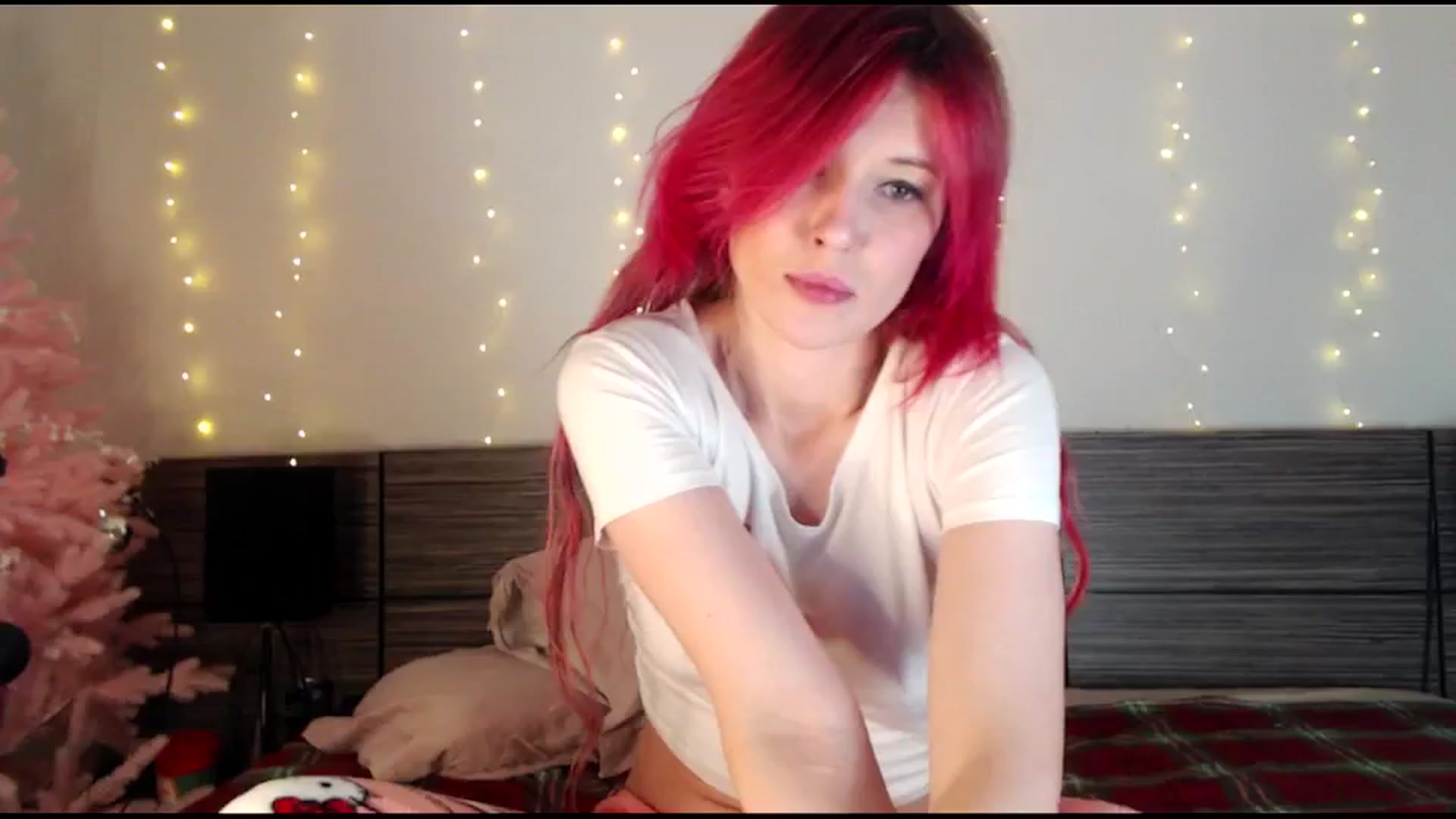 Gallery image thumbnail from Sleepy_AF's myfreecams stream on, 12/28/2024, 18:30 image 4 of 20