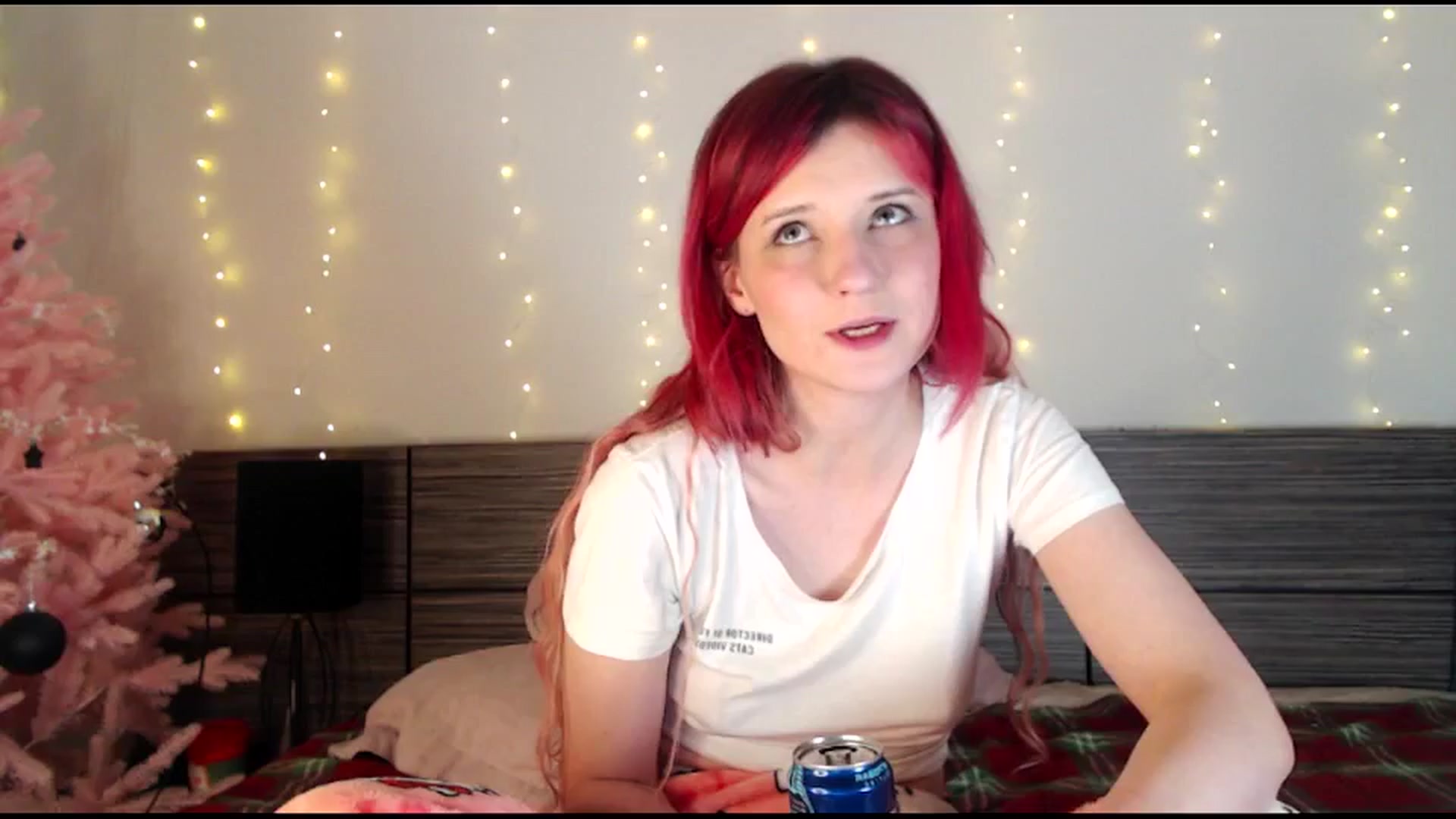 Gallery image thumbnail from Sleepy_AF's myfreecams stream on, 12/28/2024, 18:58 image 13 of 20