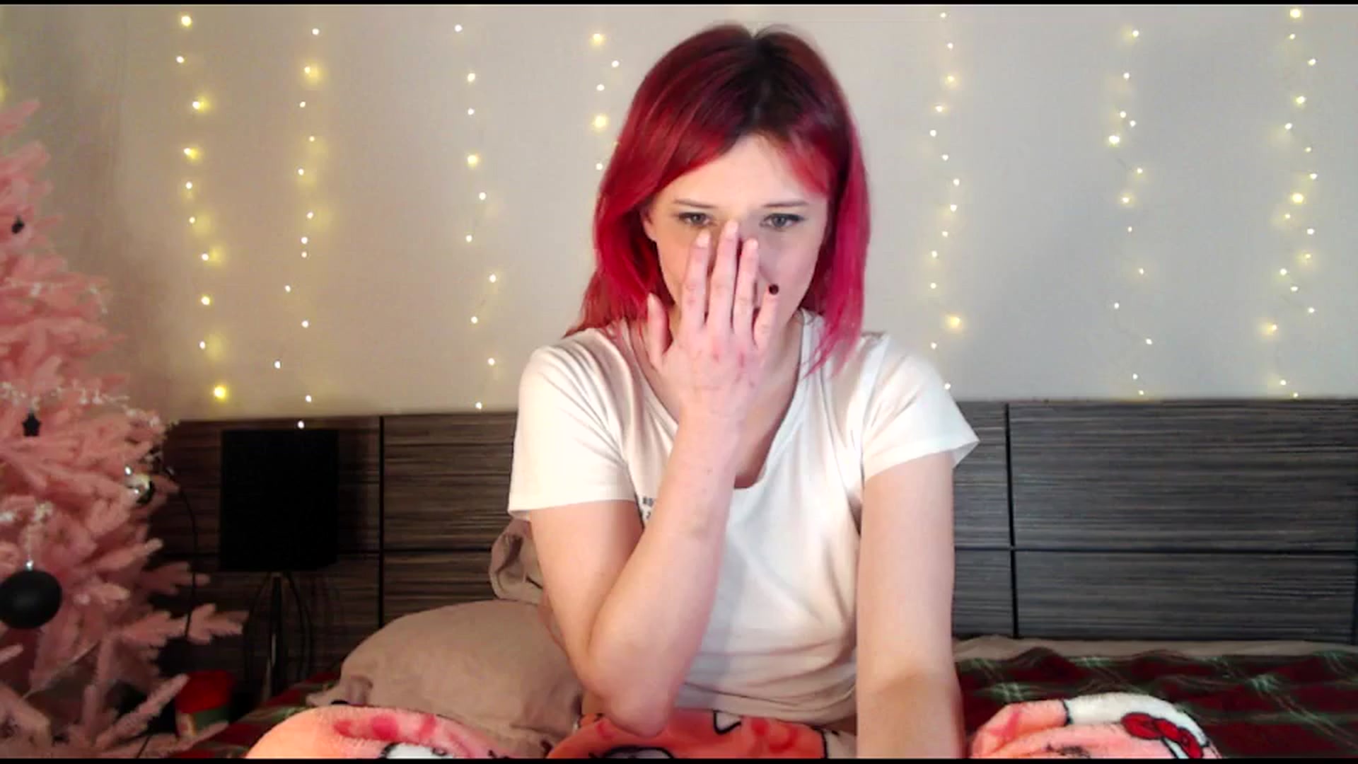 Gallery image thumbnail from Sleepy_AF's myfreecams stream on, 12/28/2024, 18:58 image 8 of 20