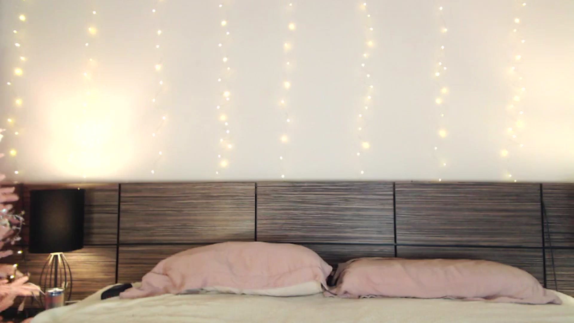 Gallery image thumbnail from Sleepy_AF's myfreecams stream on, 01/02/2025, 22:35 image 3 of 20