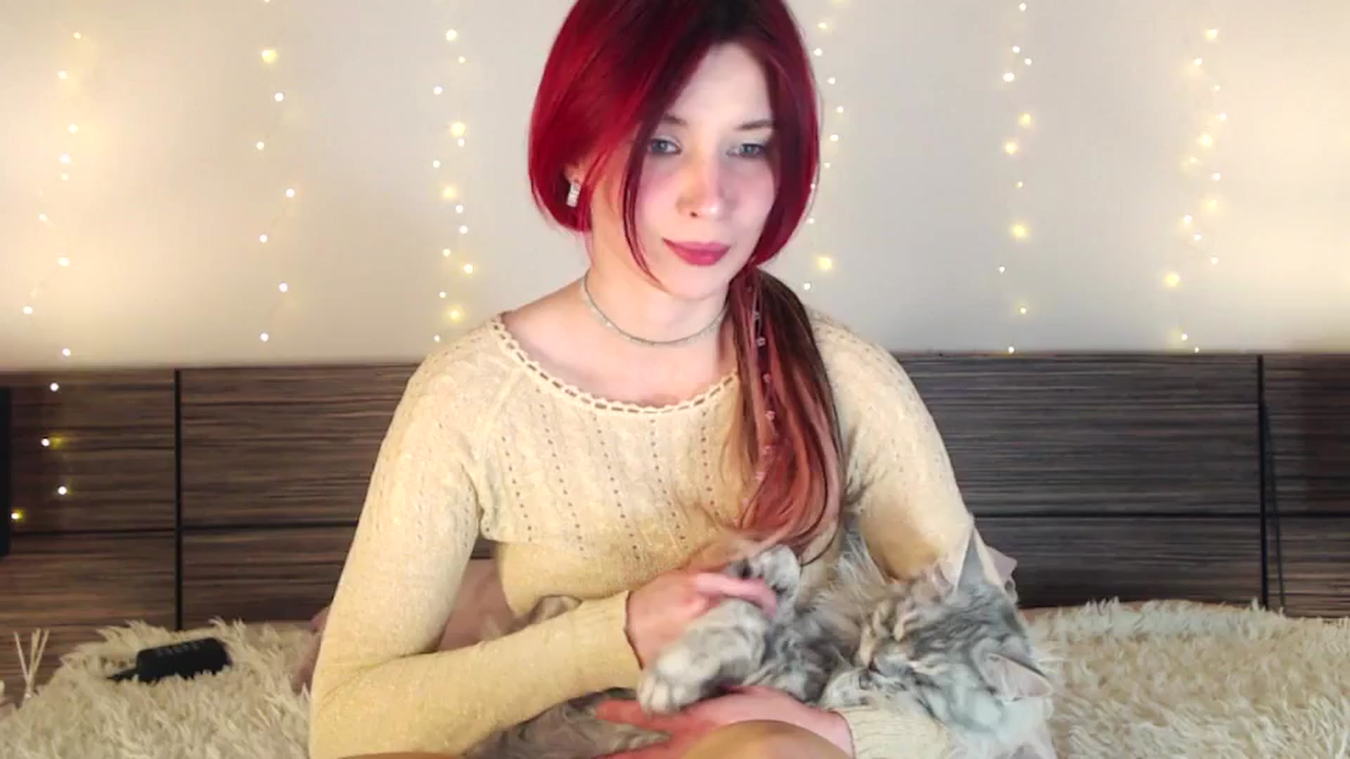 Gallery image thumbnail from Sleepy_AF's myfreecams stream on, 01/03/2025, 03:53 image 12 of 20