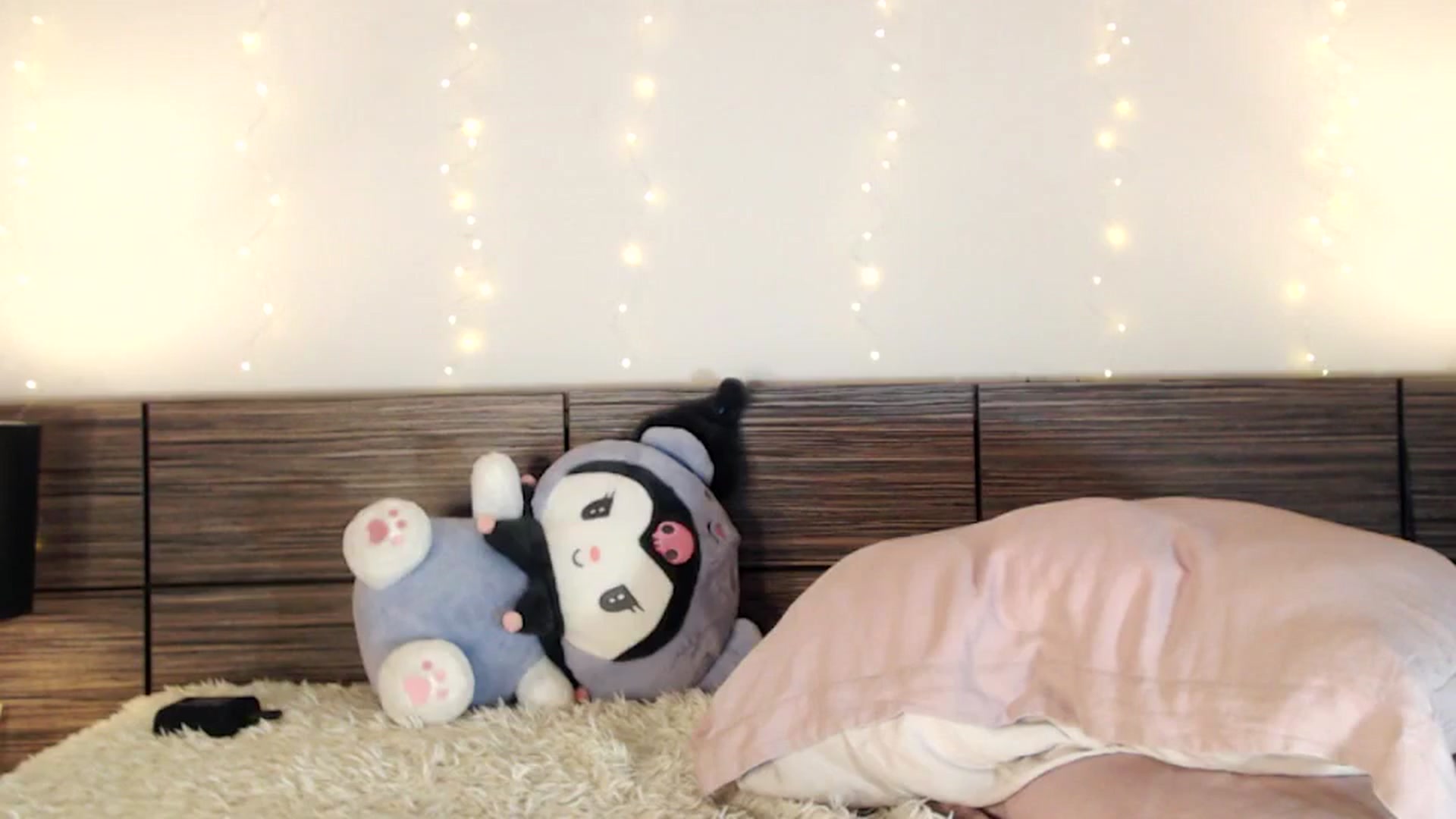 Gallery image thumbnail from Sleepy_AF's myfreecams stream on, 01/06/2025, 05:56 image 19 of 20