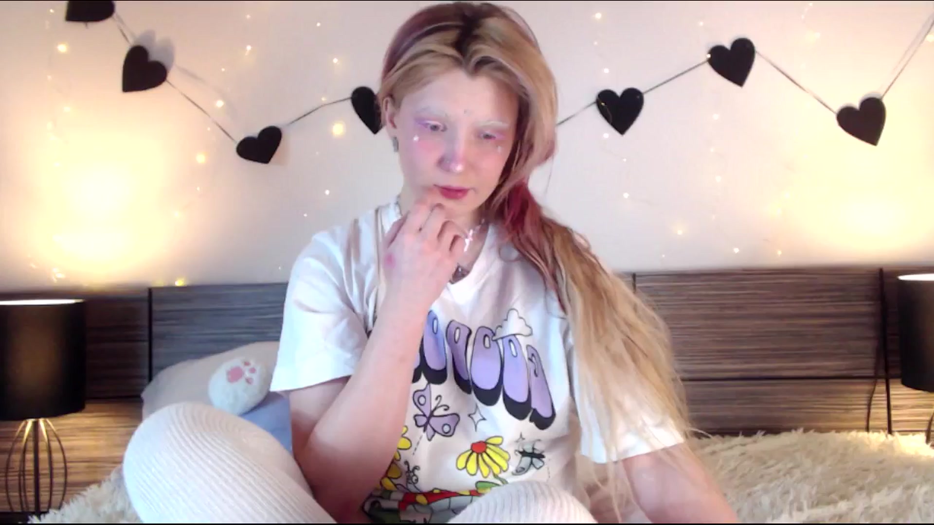 Gallery image thumbnail from Sleepy_AF's myfreecams stream on, 02/22/2025, 18:50 image 5 of 20