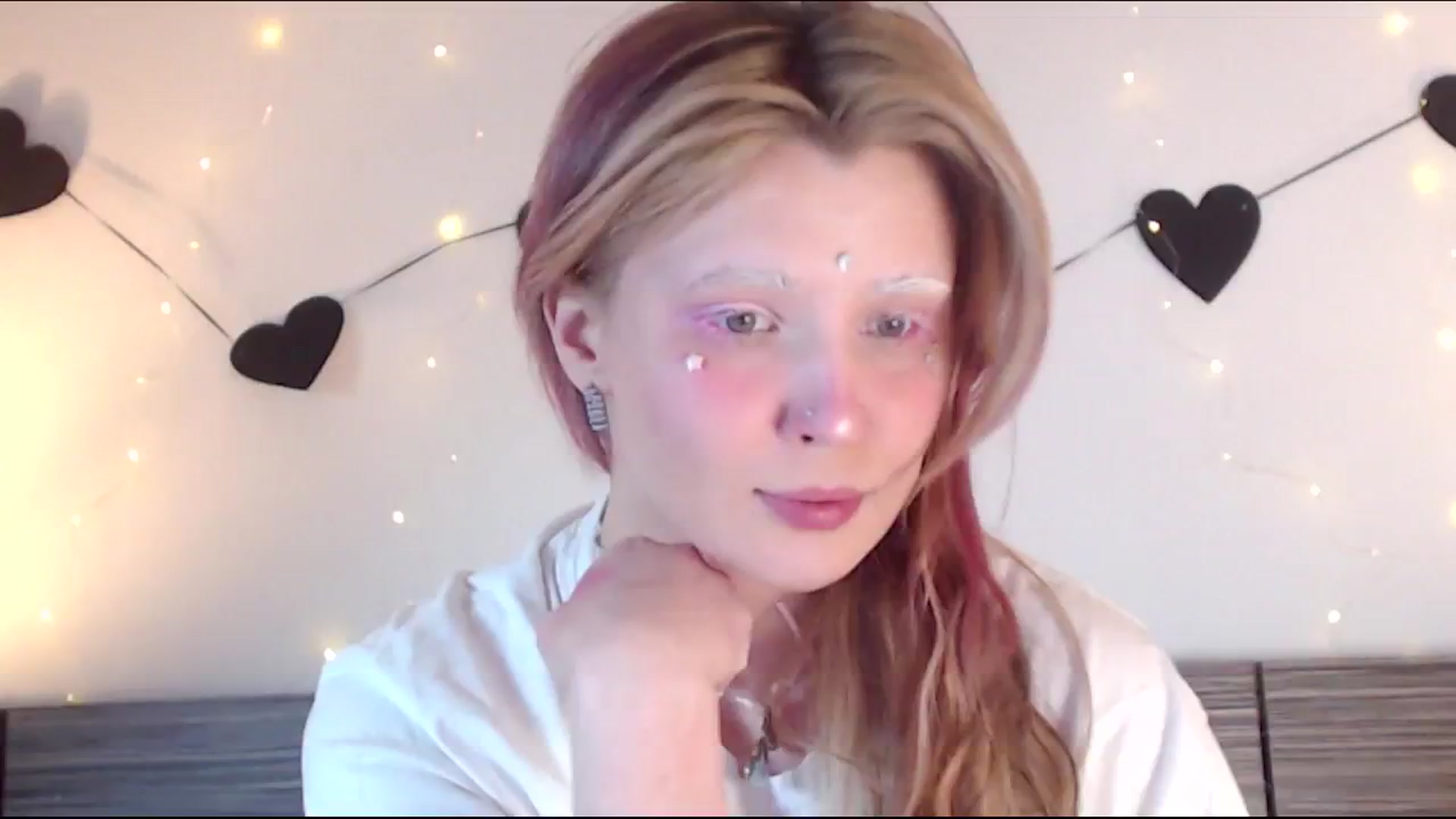 Gallery image thumbnail from Sleepy_AF's myfreecams stream on, 02/22/2025, 18:50 image 6 of 20