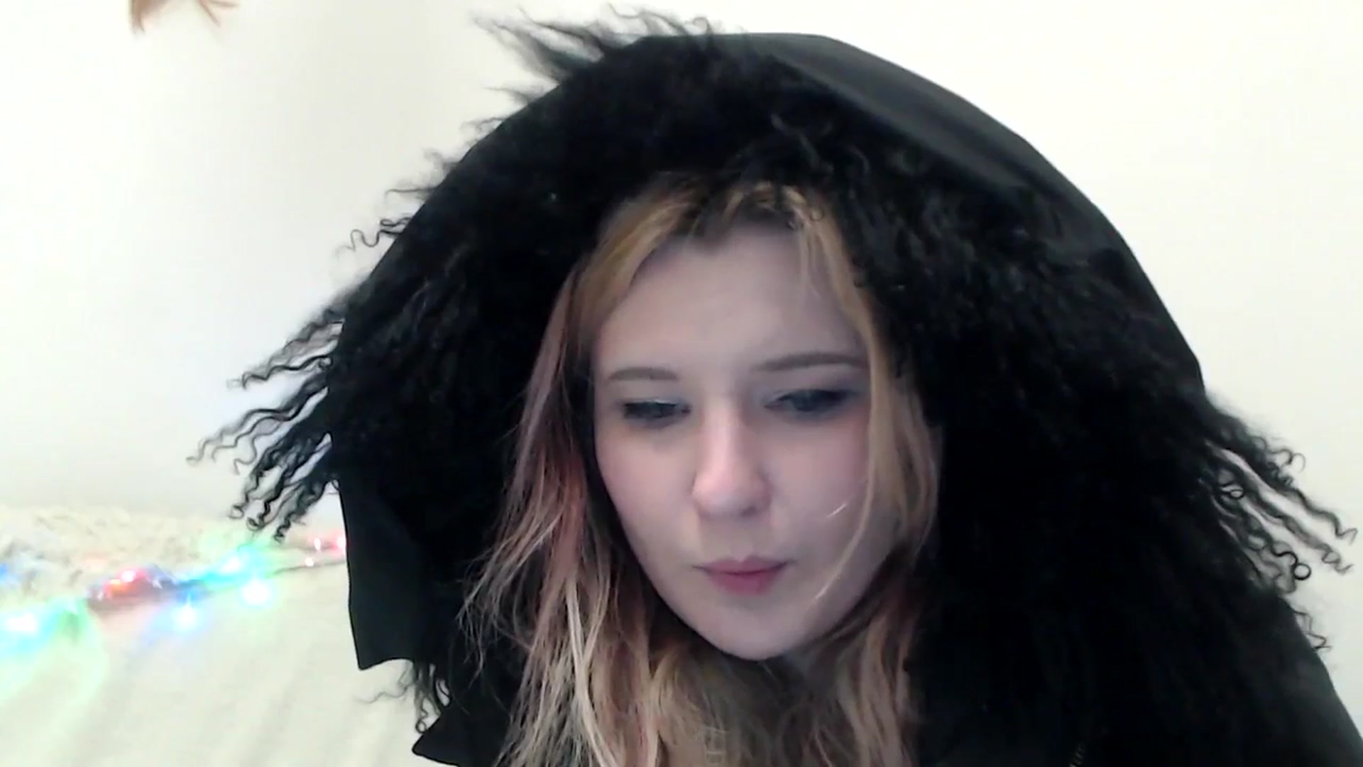 Gallery image thumbnail from Sleepy_AF's myfreecams stream on, 03/14/2025, 23:17 image 9 of 20