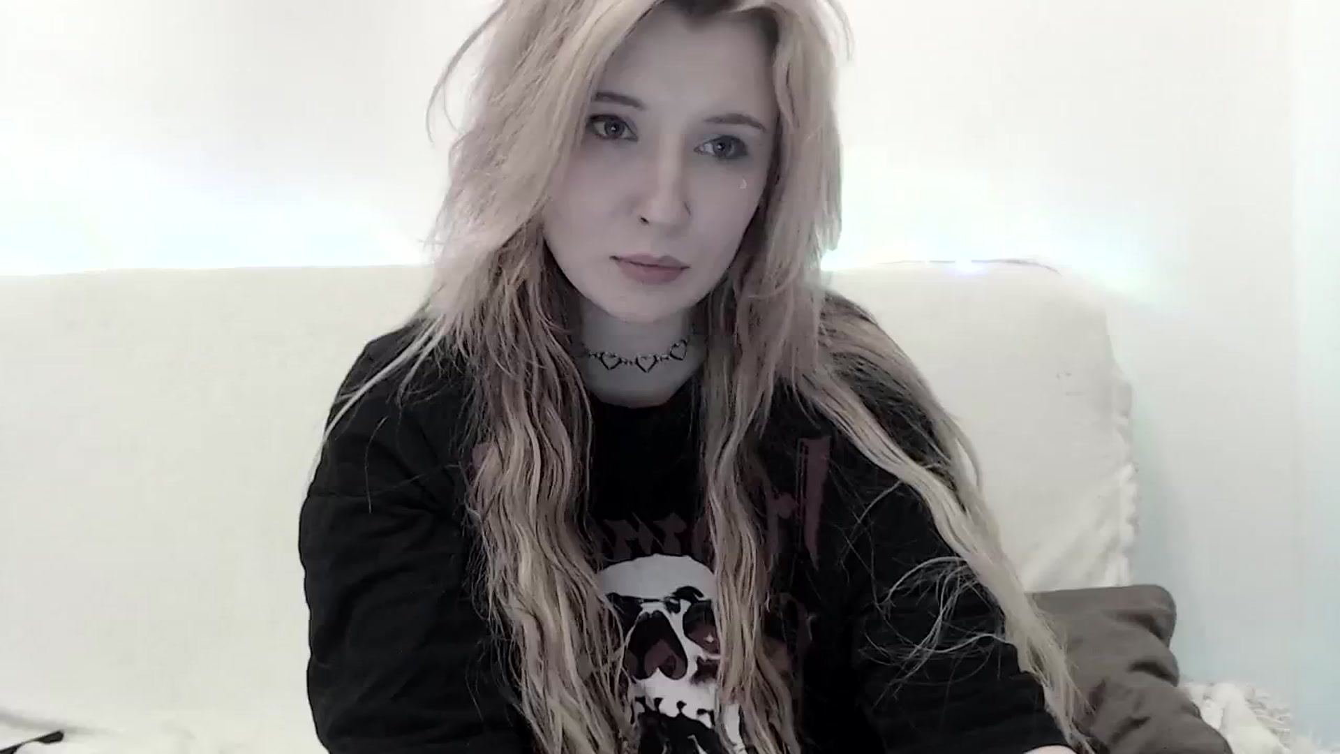 Gallery image thumbnail from Sleepy_AF's myfreecams stream on, 03/17/2025, 02:23 image 1 of 20