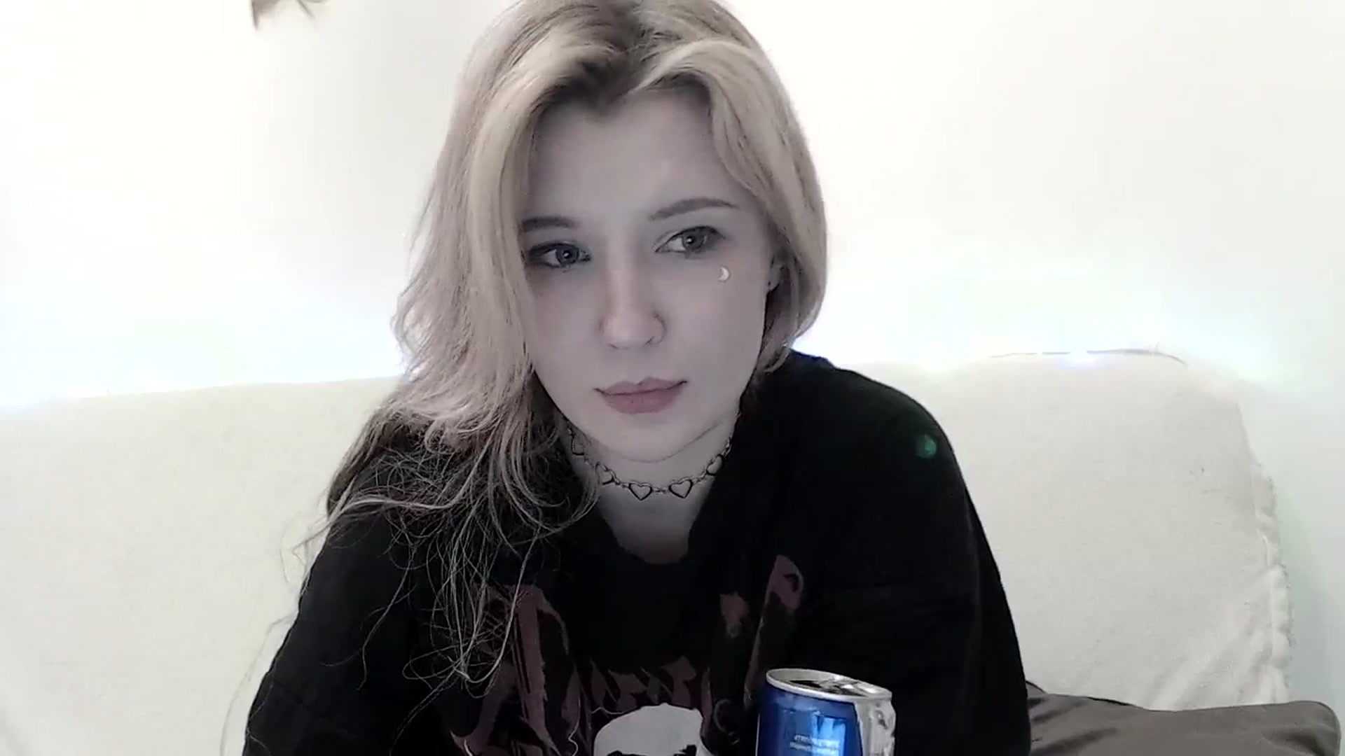 Gallery image thumbnail from Sleepy_AF's myfreecams stream on, 03/17/2025, 02:23 image 7 of 20