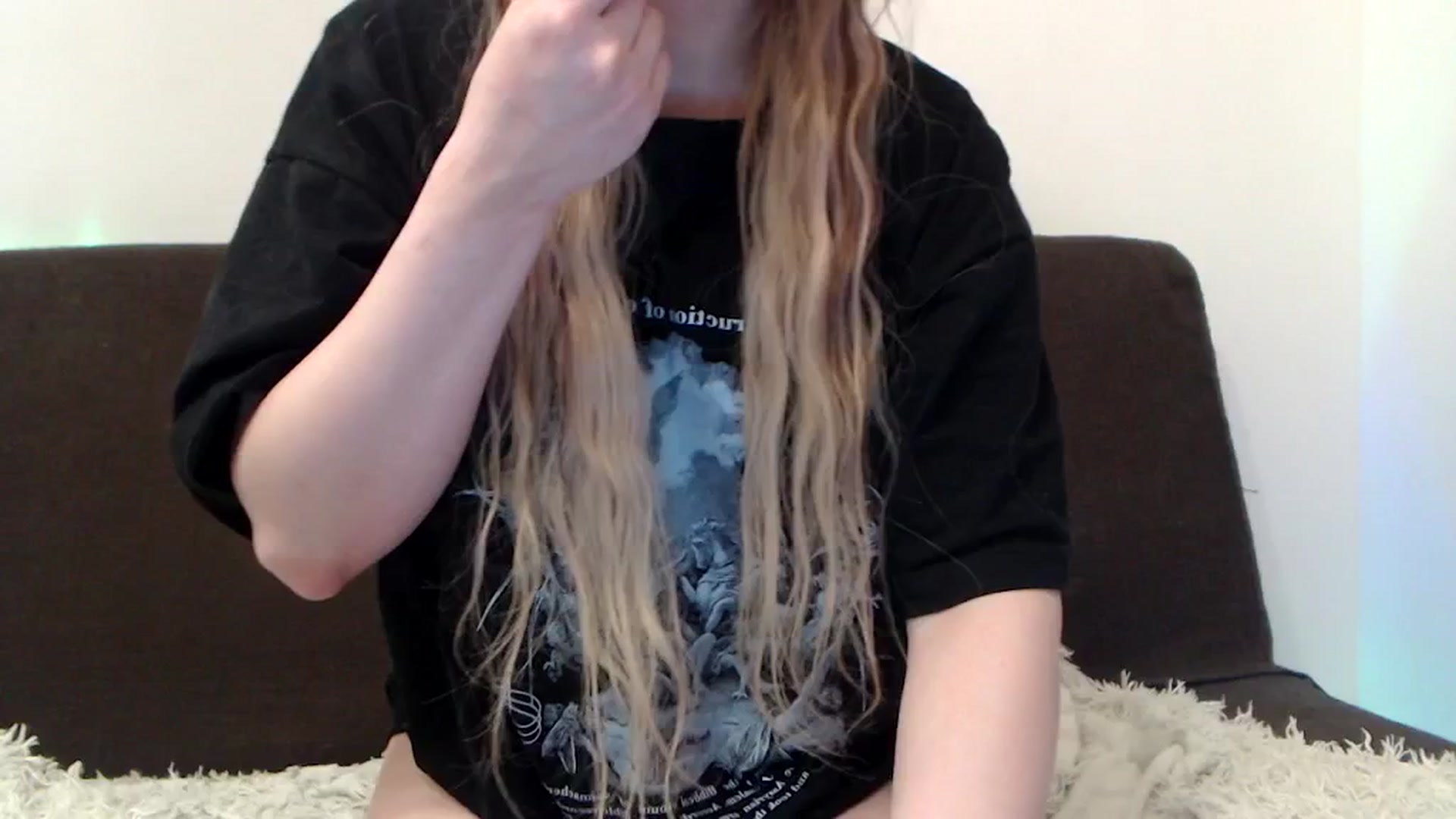 Gallery image thumbnail from Sleepy_AF's myfreecams stream on, 04/06/2025, 06:44 image 8 of 20