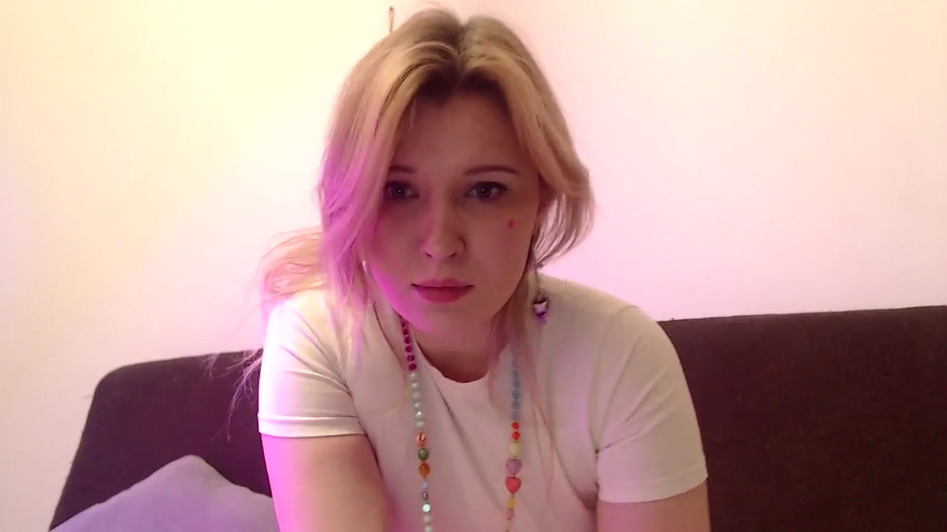 Gallery image thumbnail from Sleepy_AF's myfreecams stream on, 04/09/2025, 23:33 image 7 of 20