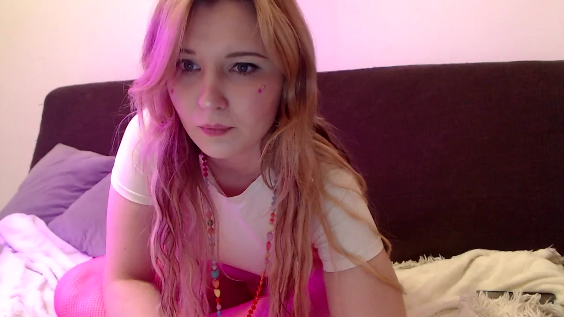 Gallery image thumbnail from Sleepy_AF's myfreecams stream on, 04/09/2025, 23:33 image 1 of 20