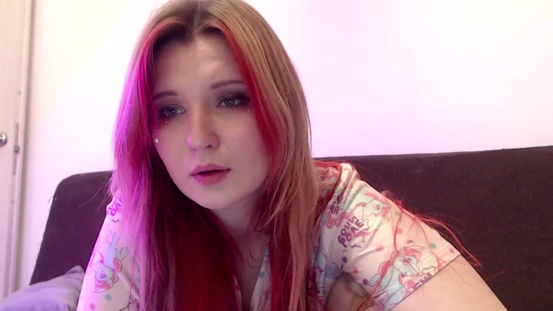 Gallery image thumbnail from Sleepy_AF's myfreecams stream on, 04/14/2025, 17:41 image 4 of 20