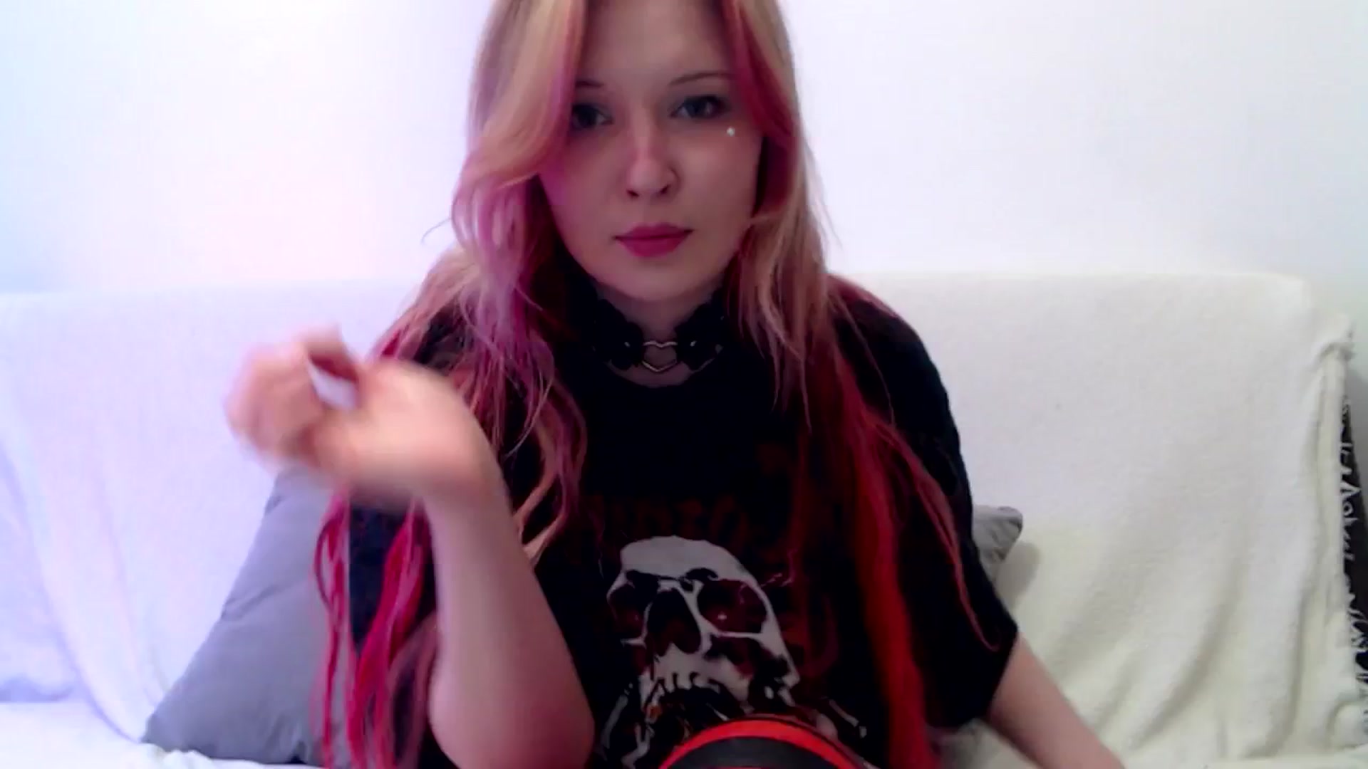 Gallery image thumbnail from Sleepy_AF's myfreecams stream on, 04/27/2025, 21:00 image 1 of 20
