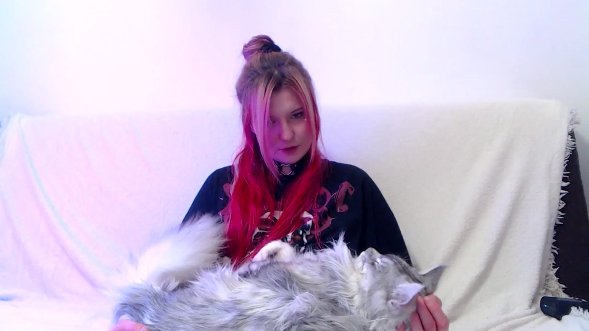 Gallery image thumbnail from Sleepy_AF's myfreecams stream on, 04/27/2025, 23:23 image 11 of 20