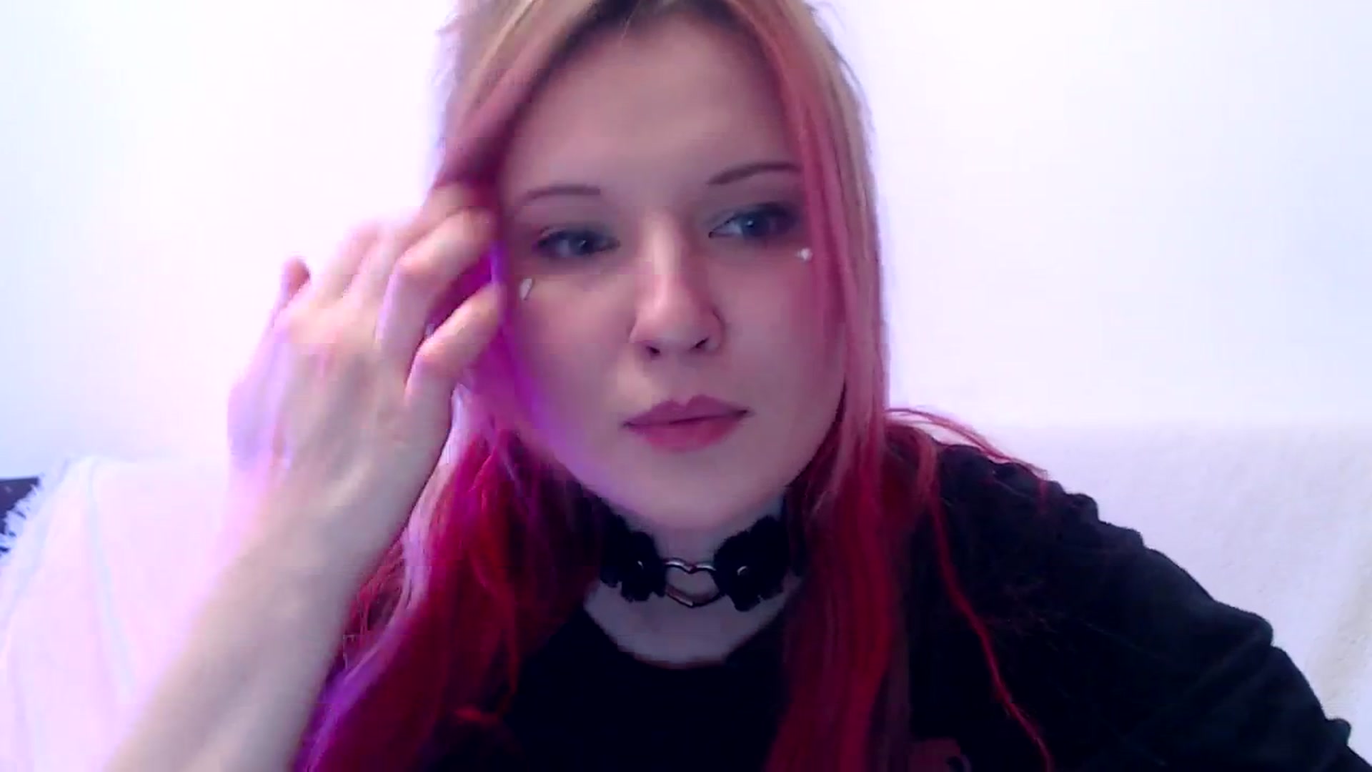 Gallery image thumbnail from Sleepy_AF's myfreecams stream on, 04/27/2025, 23:23 image 3 of 20