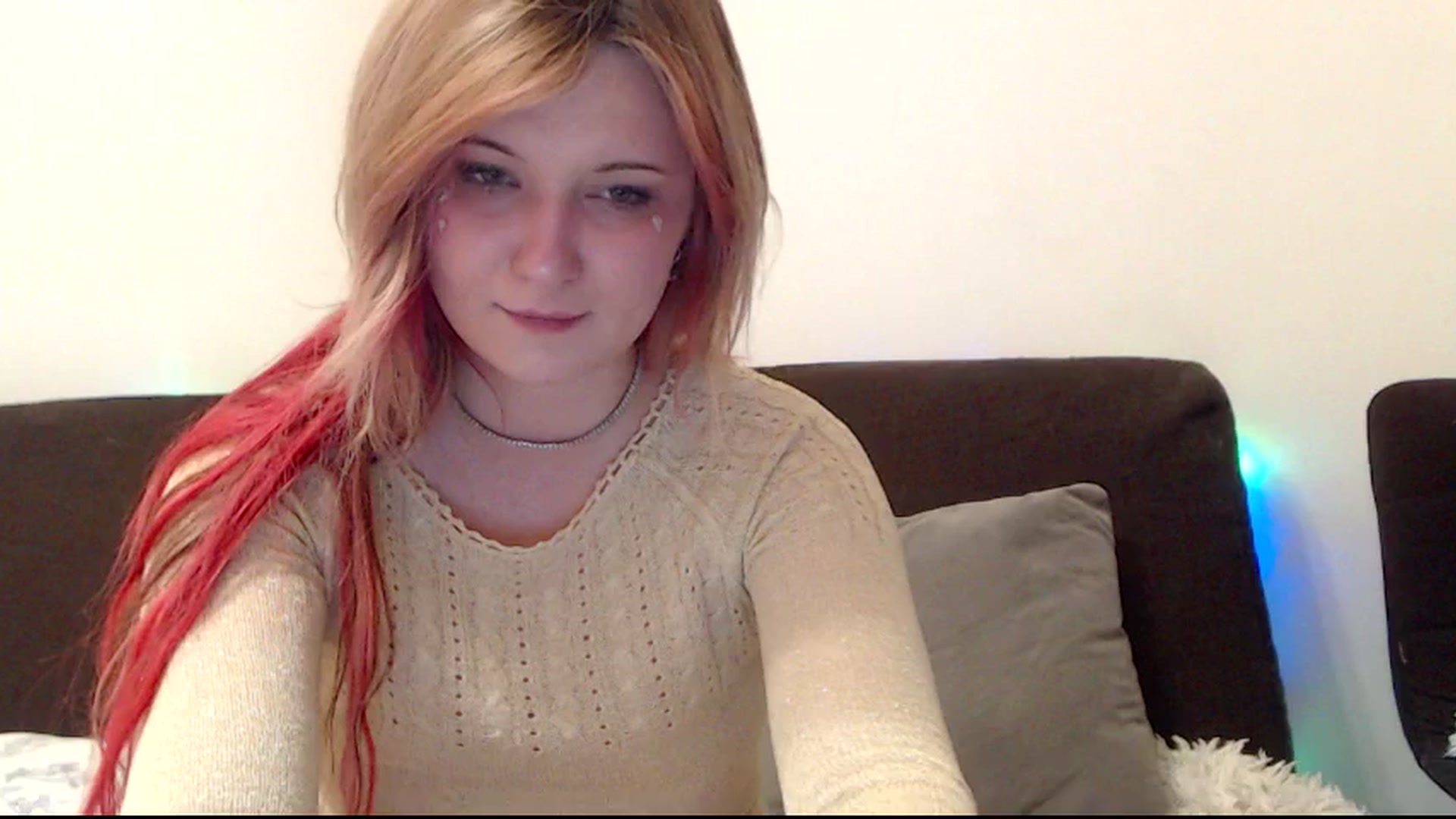 Gallery image thumbnail from Sleepy_AF's myfreecams stream on, 05/06/2025, 20:52 image 5 of 20