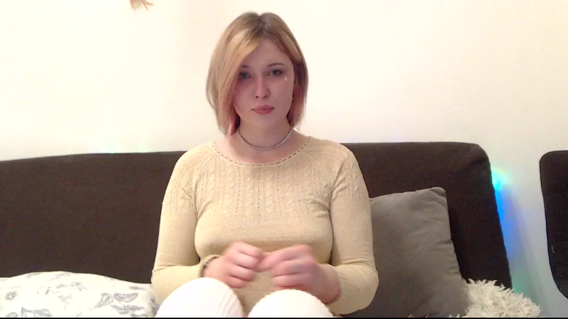 Gallery image thumbnail from Sleepy_AF's myfreecams stream on, 05/06/2025, 20:52 image 2 of 20