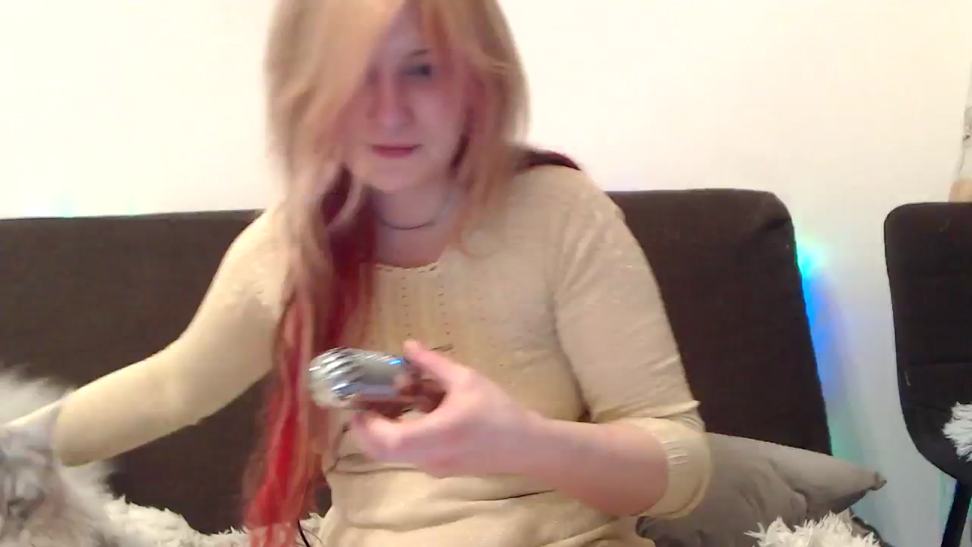 Gallery image thumbnail from Sleepy_AF's myfreecams stream on, 05/07/2025, 24:09 image 2 of 20