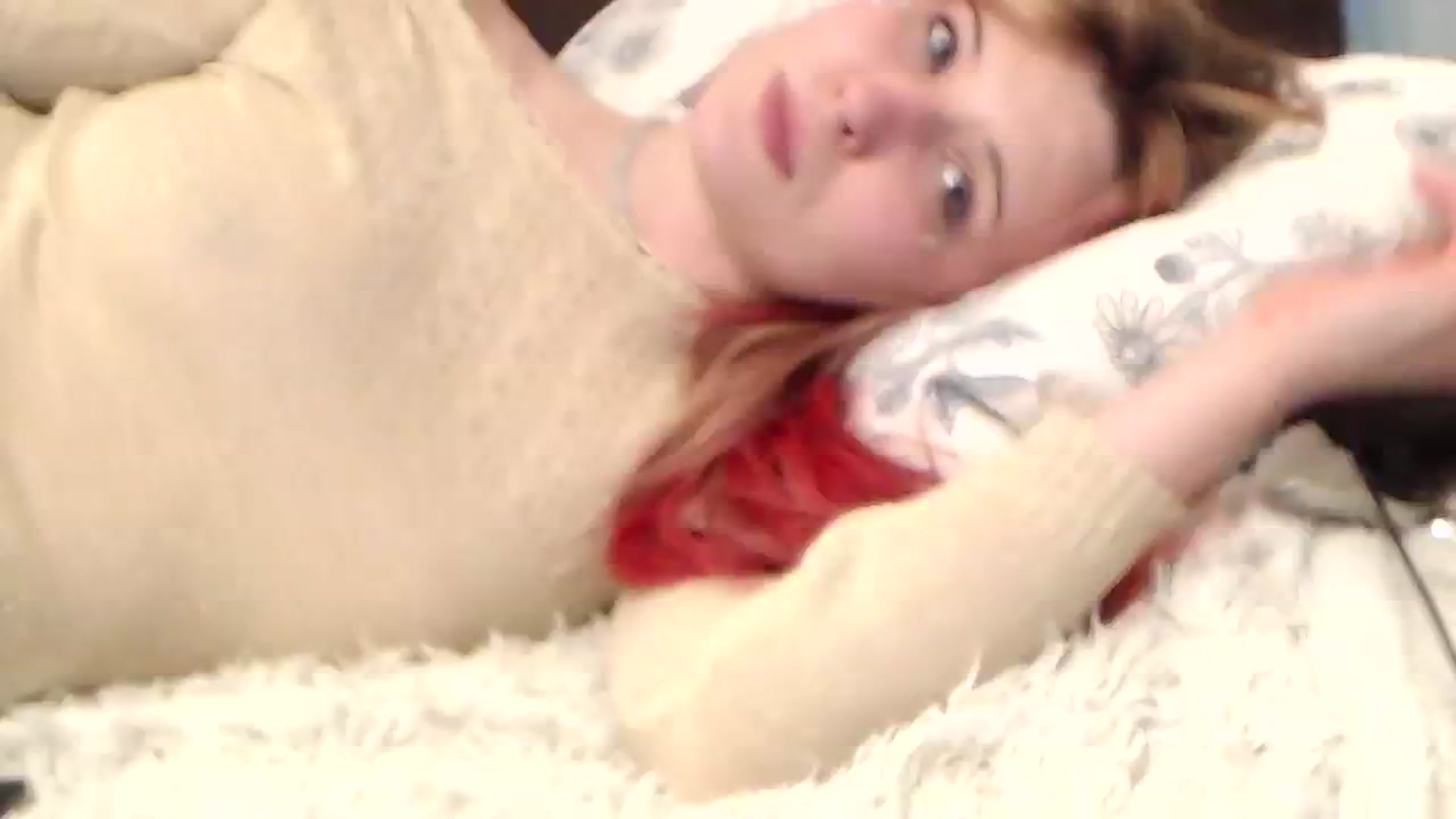 Gallery image thumbnail from Sleepy_AF's myfreecams stream on, 05/07/2025, 24:09 image 17 of 20