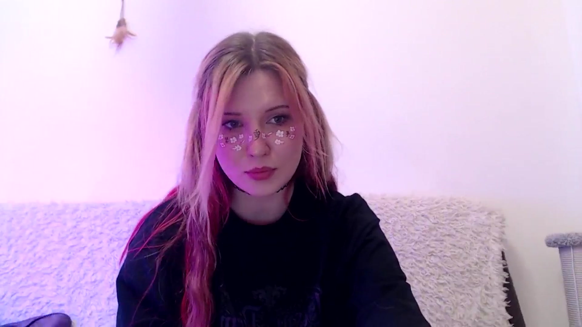 Gallery image thumbnail from Sleepy_AF's myfreecams stream on, 05/11/2025, 01:50 image 3 of 20
