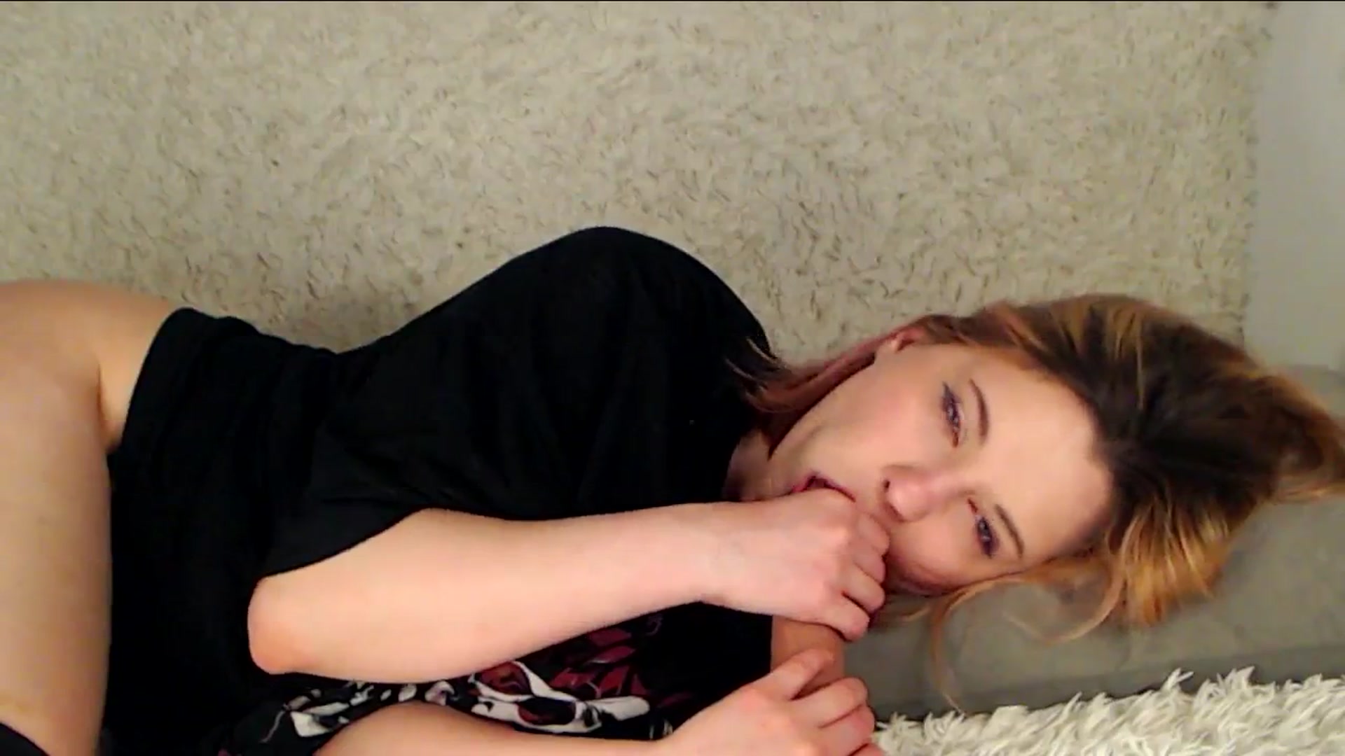 Gallery image thumbnail from Sleepy_AF's myfreecams stream on, 06/07/2025, 23:31 image 8 of 20