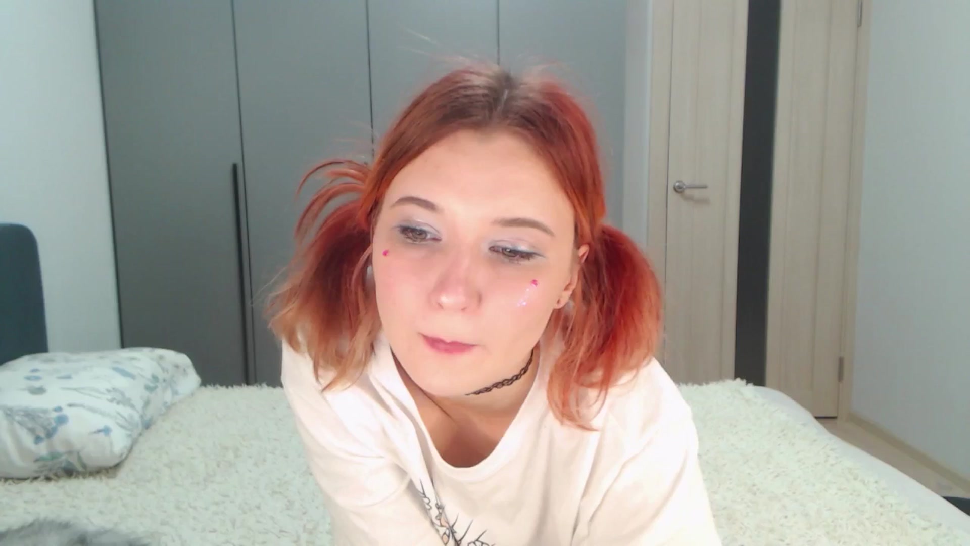 Gallery image thumbnail from Sleepy_AF's myfreecams stream on, 08/28/2025, 02:00 image 15 of 20