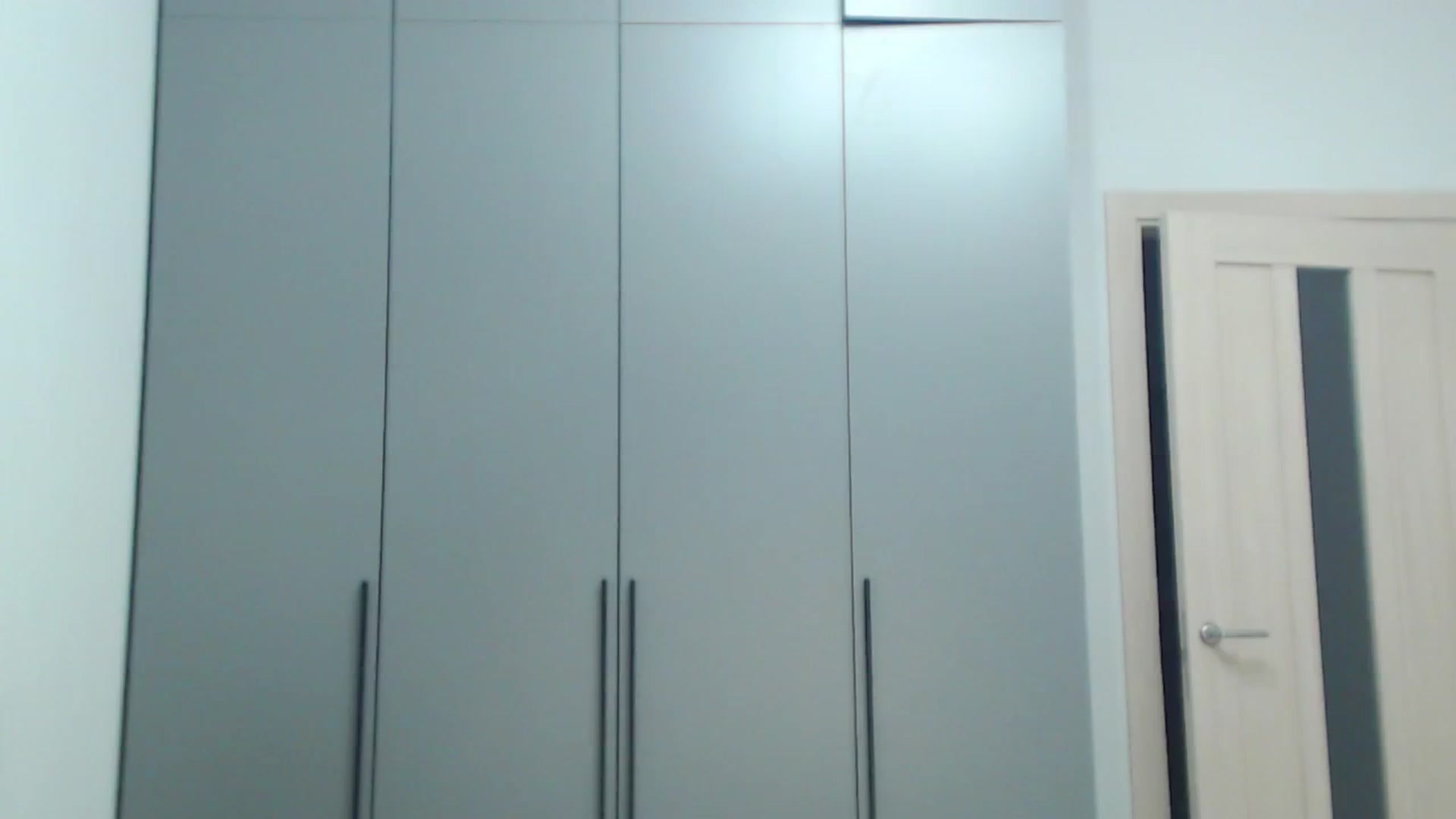 Gallery image thumbnail from Sleepy_AF's myfreecams stream on, 10/04/2025, 21:24 image 6 of 20