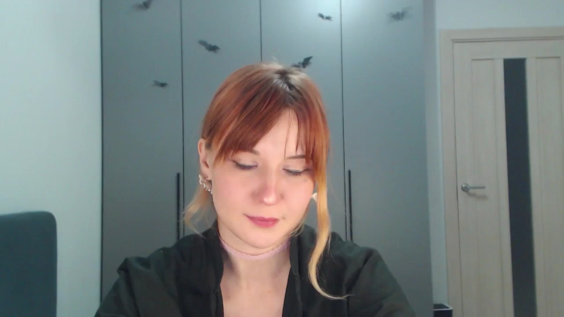 Gallery image thumbnail from Sleepy_AF's myfreecams stream on, 10/12/2025, 09:52 image 15 of 20