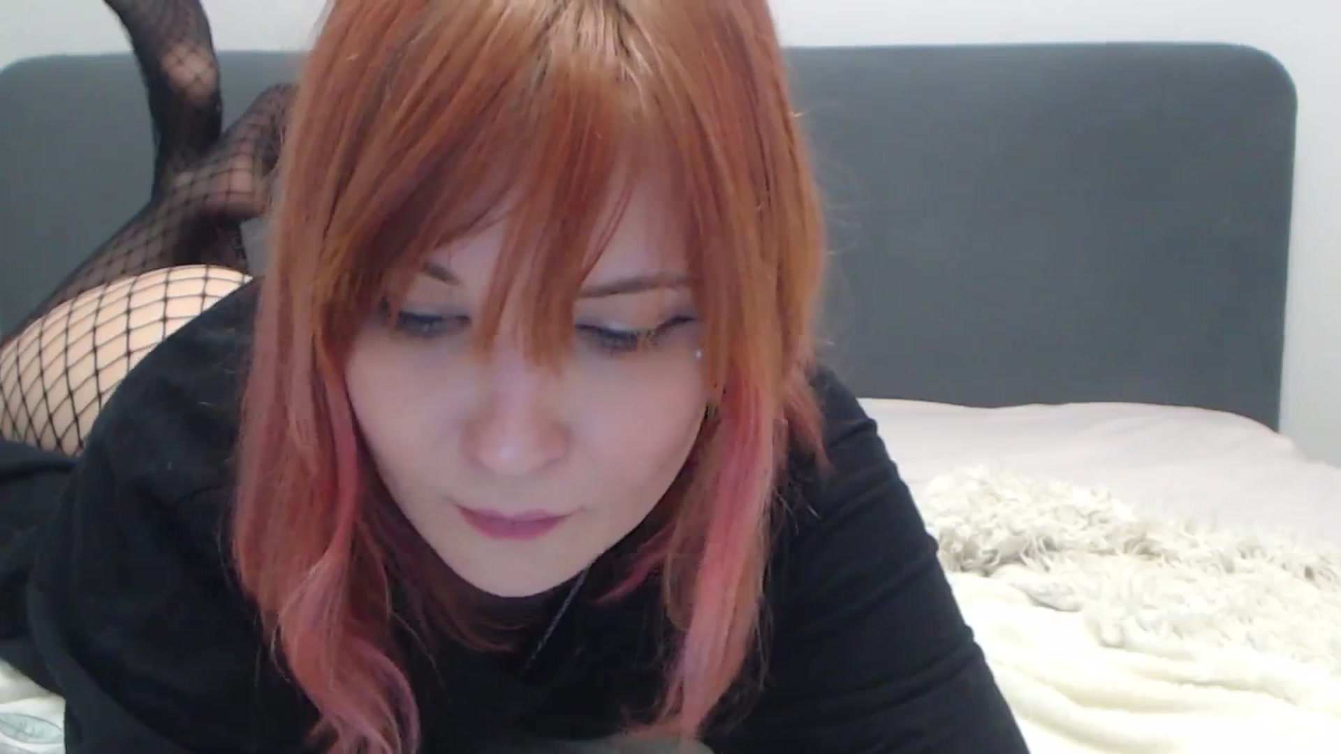 Gallery image thumbnail from Sleepy_AF's myfreecams stream on, 11/04/2025, 20:10 image 19 of 20