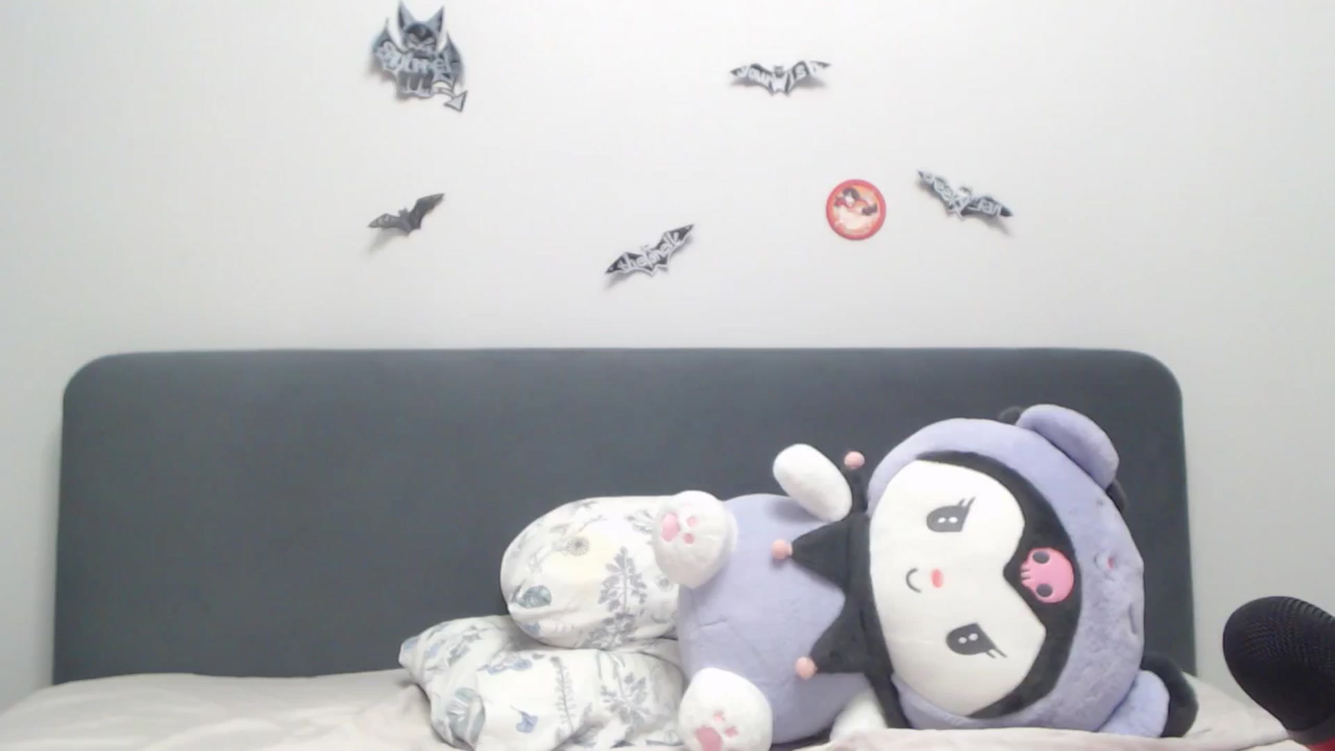 Gallery image thumbnail from Sleepy_AF's myfreecams stream on, 12/06/2025, 22:46 image 17 of 20