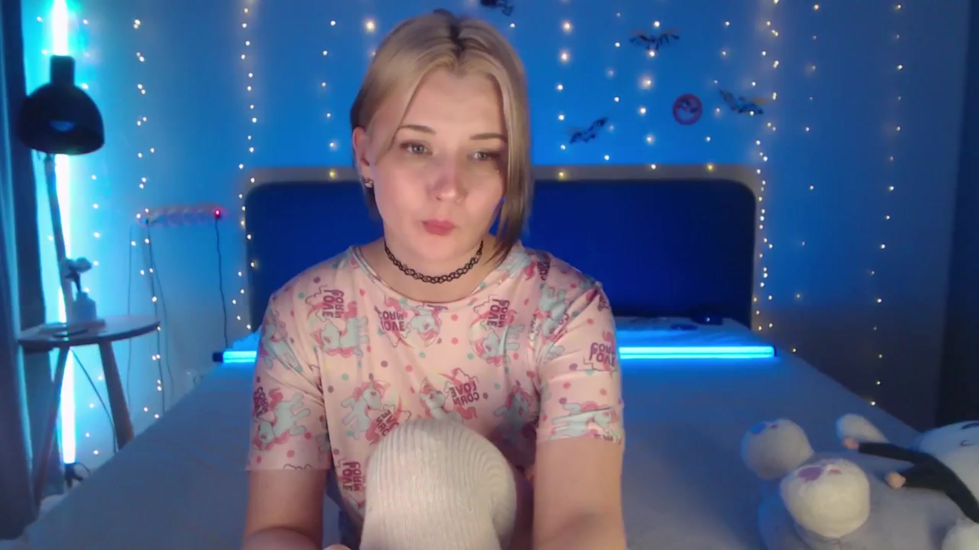 Gallery image thumbnail from Sleepy_AF's myfreecams stream on, 04/11/2026, 20:05 image 19 of 20