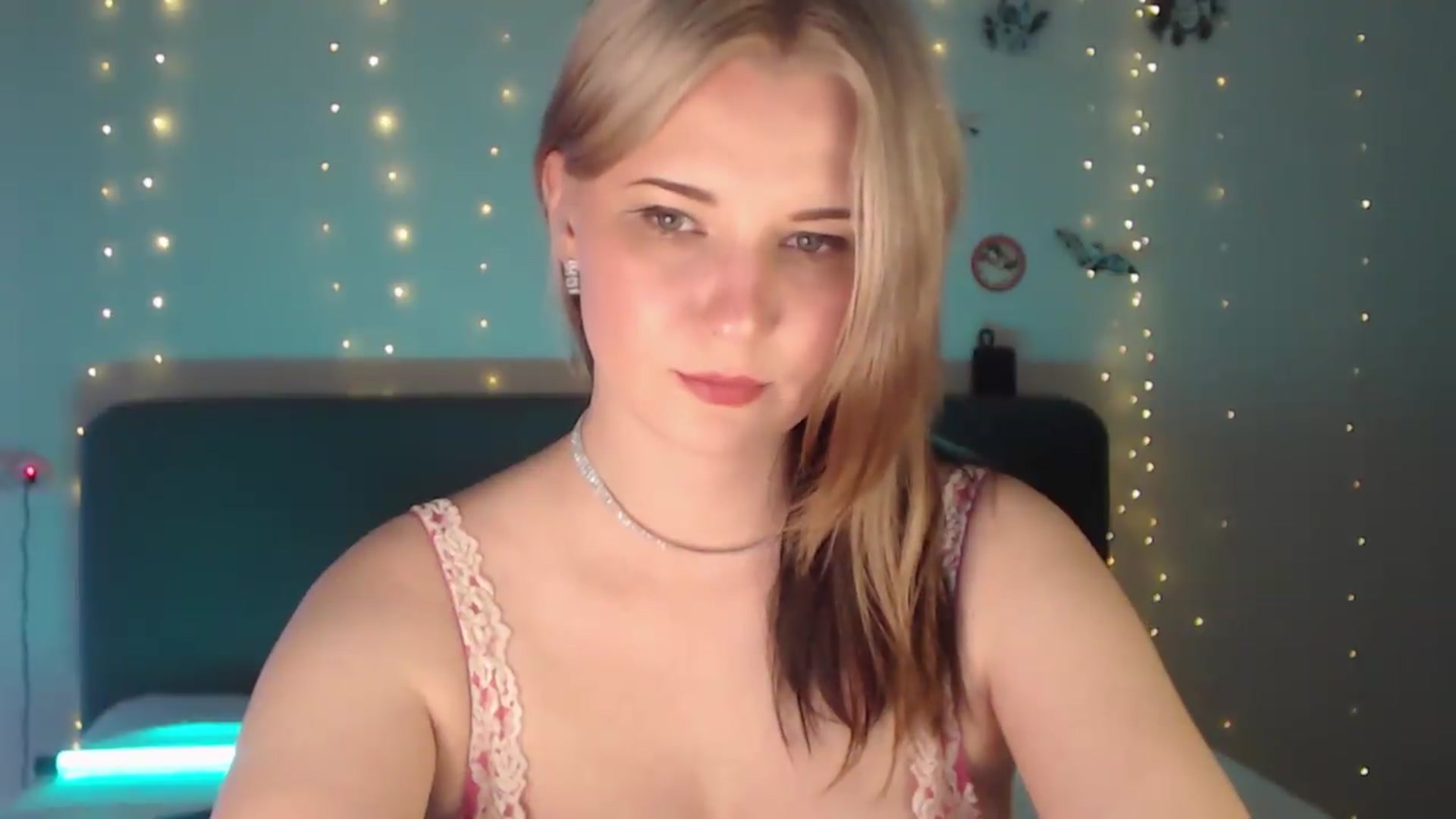 Gallery image thumbnail from Sleepy_AF's myfreecams stream on, 05/10/2026, 18:41 image 20 of 20