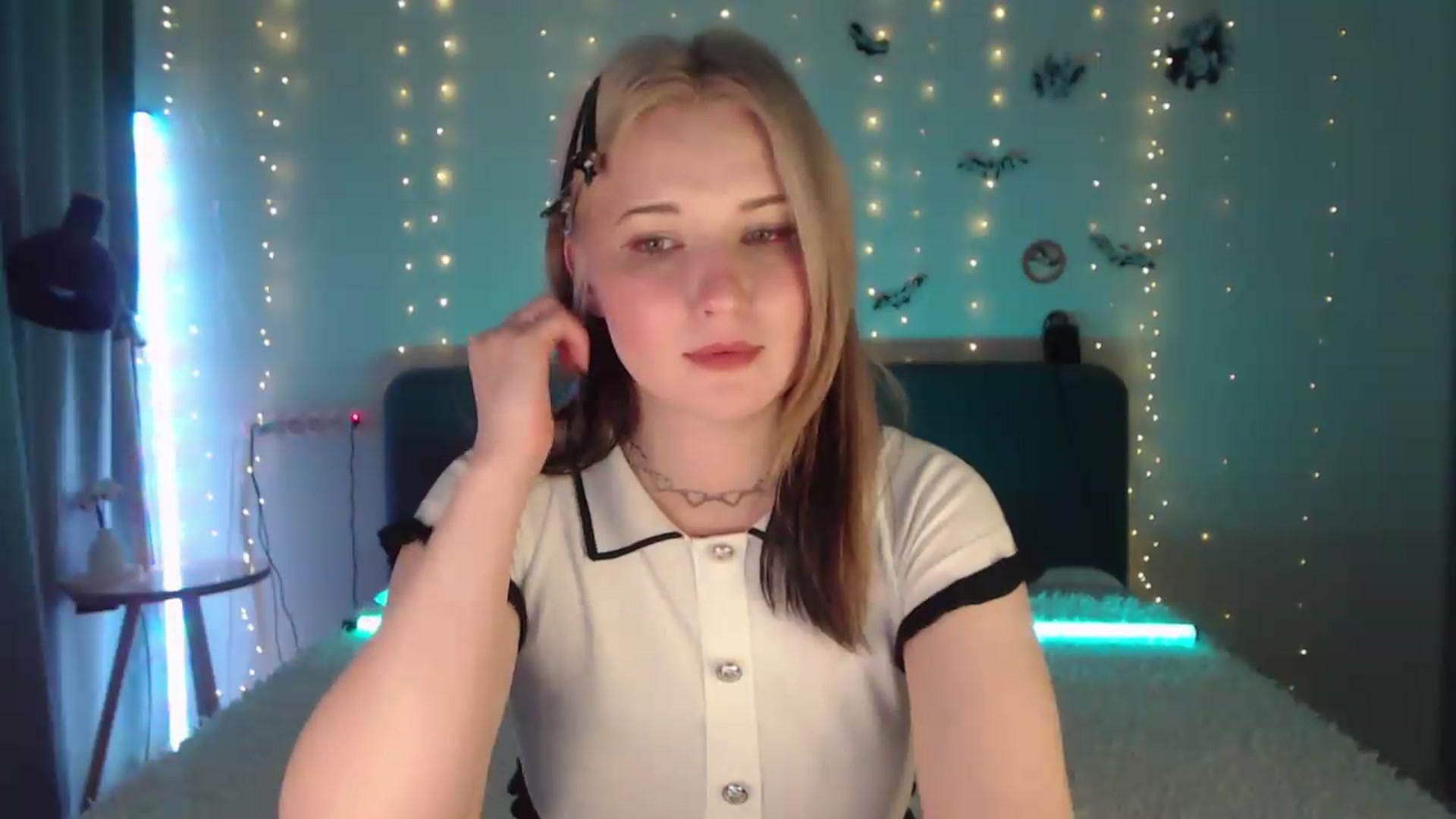 Gallery image thumbnail from Sleepy_AF's myfreecams stream on, 05/11/2026, 16:08 image 16 of 20