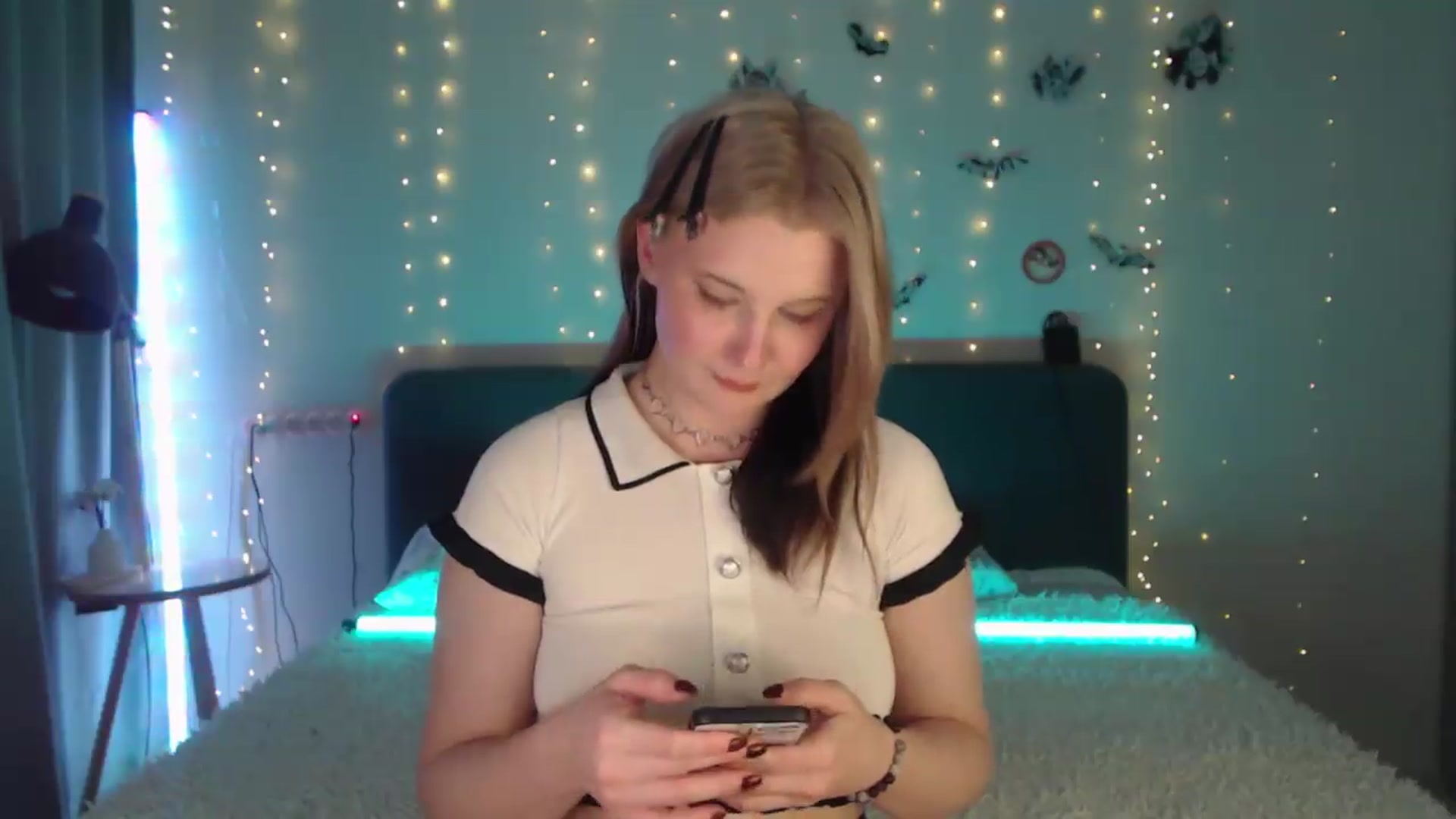 Gallery image thumbnail from Sleepy_AF's myfreecams stream on, 05/11/2026, 16:08 image 11 of 20