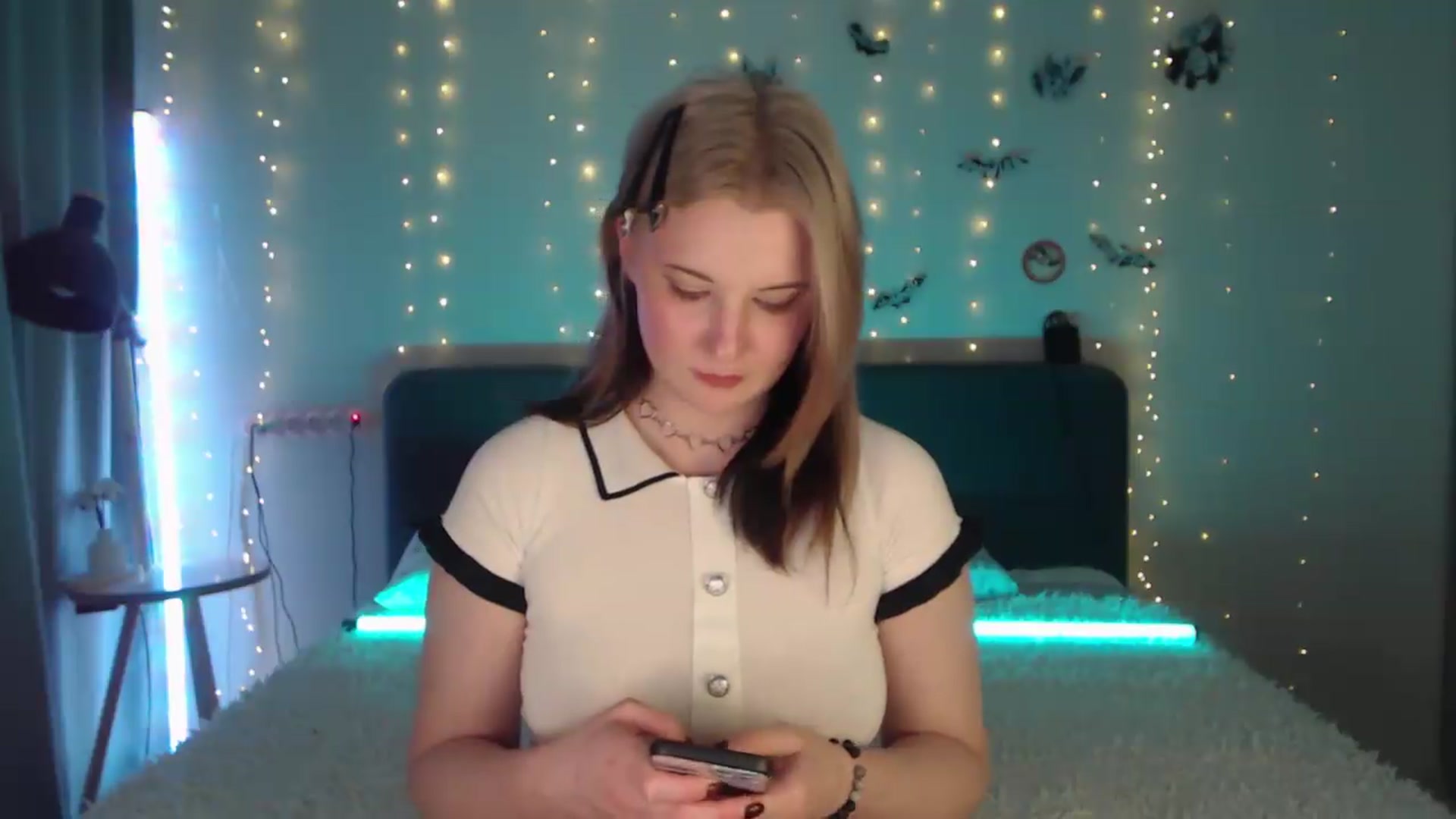 Gallery image thumbnail from Sleepy_AF's myfreecams stream on, 05/11/2026, 16:08 image 15 of 20