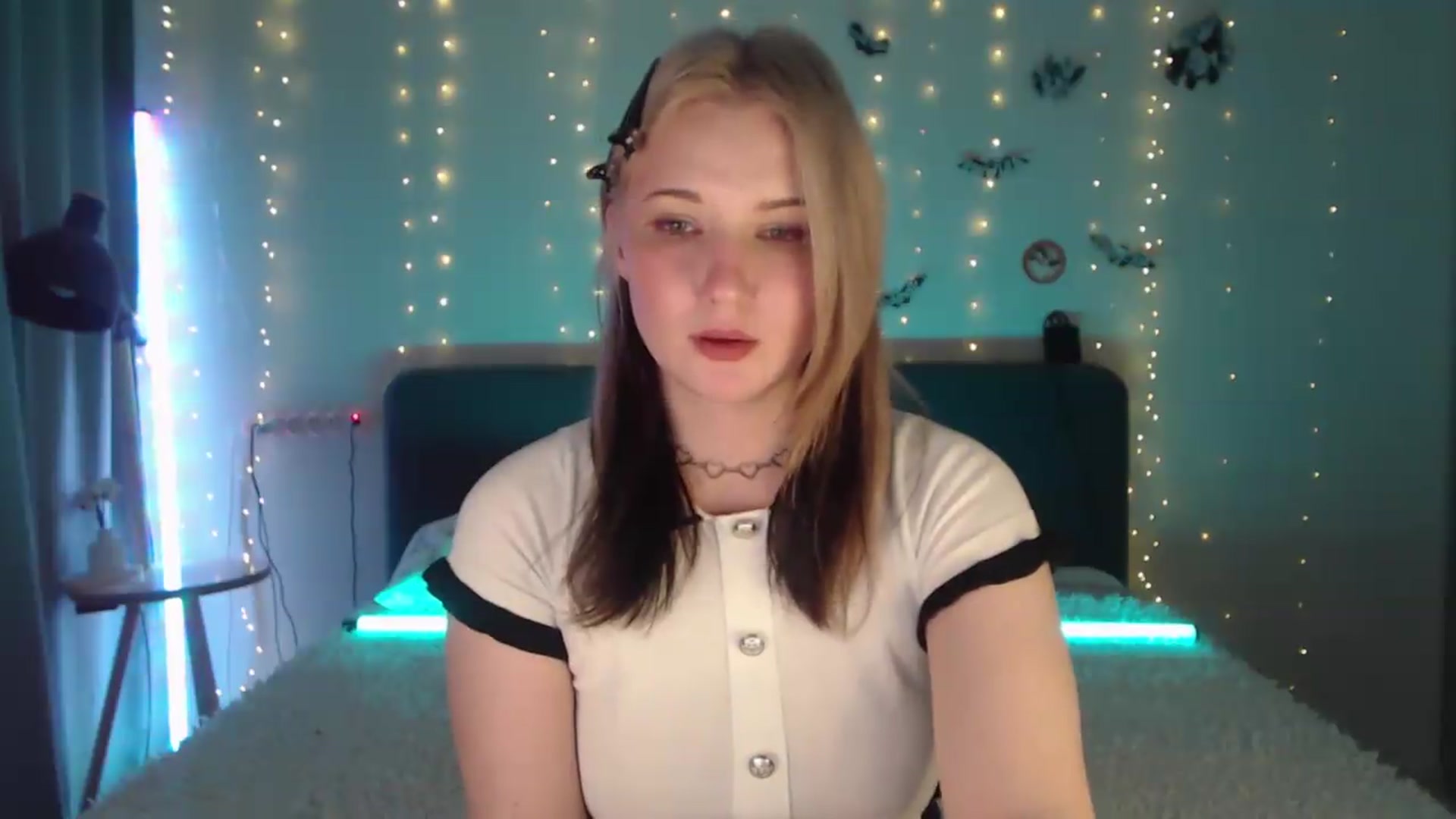 Gallery image thumbnail from Sleepy_AF's myfreecams stream on, 05/11/2026, 16:08 image 18 of 20