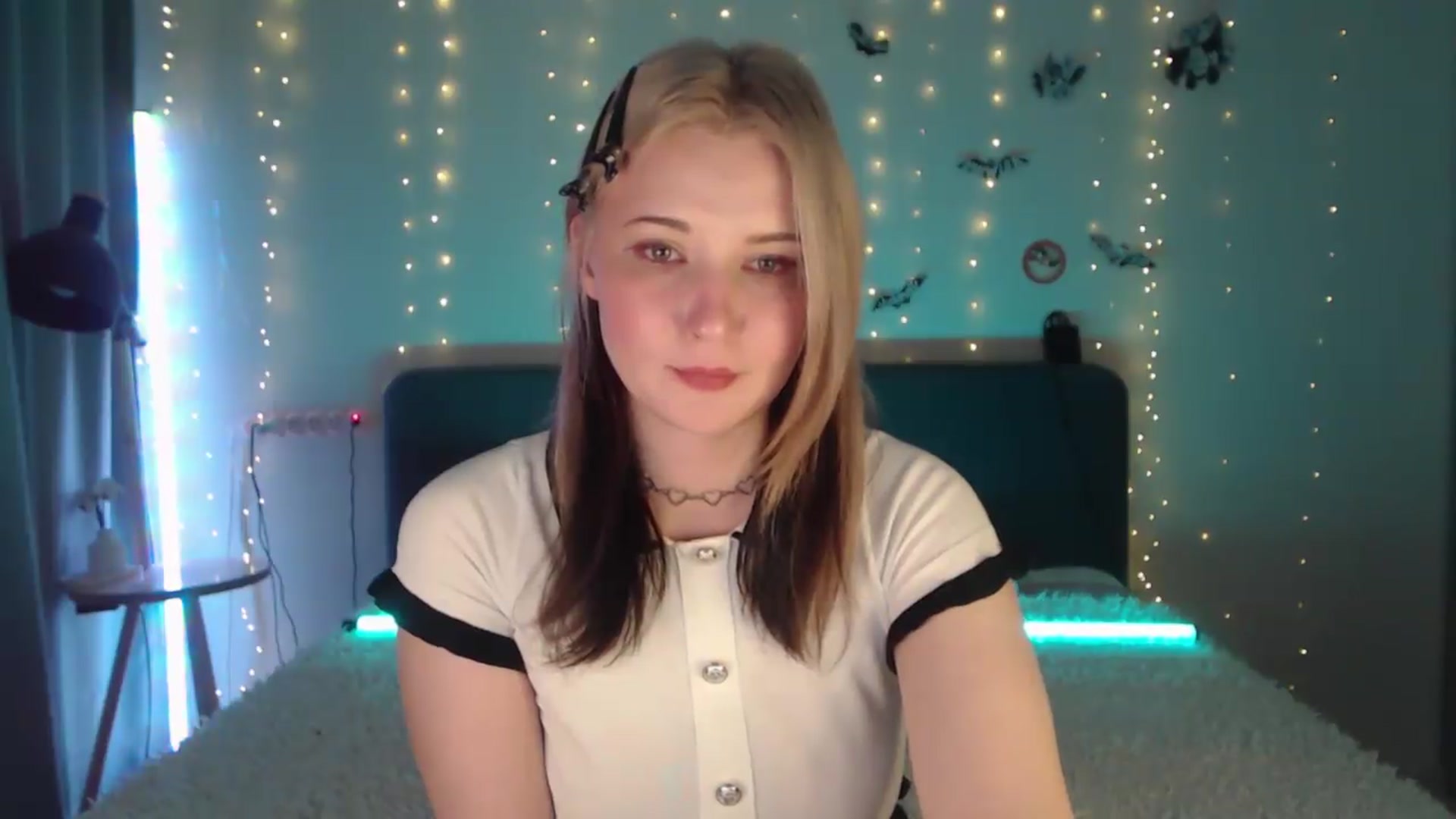 Gallery image thumbnail from Sleepy_AF's myfreecams stream on, 05/11/2026, 16:08 image 17 of 20