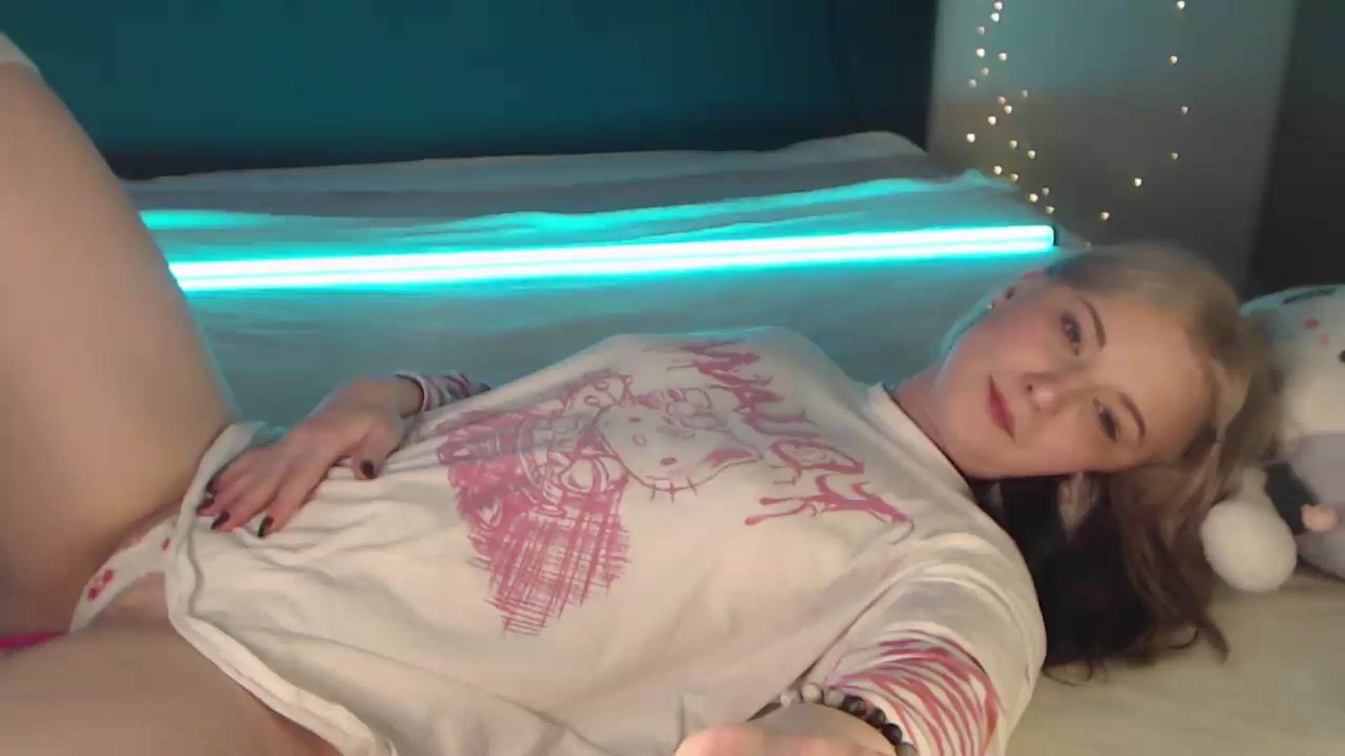 Gallery image thumbnail from Sleepy_AF's myfreecams stream on, 05/13/2026, 15:31 image 11 of 20