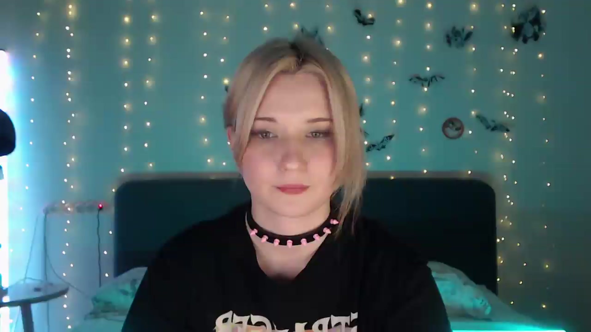 Gallery image thumbnail from Sleepy_AF's myfreecams stream on, 05/27/2026, 17:42 image 12 of 20