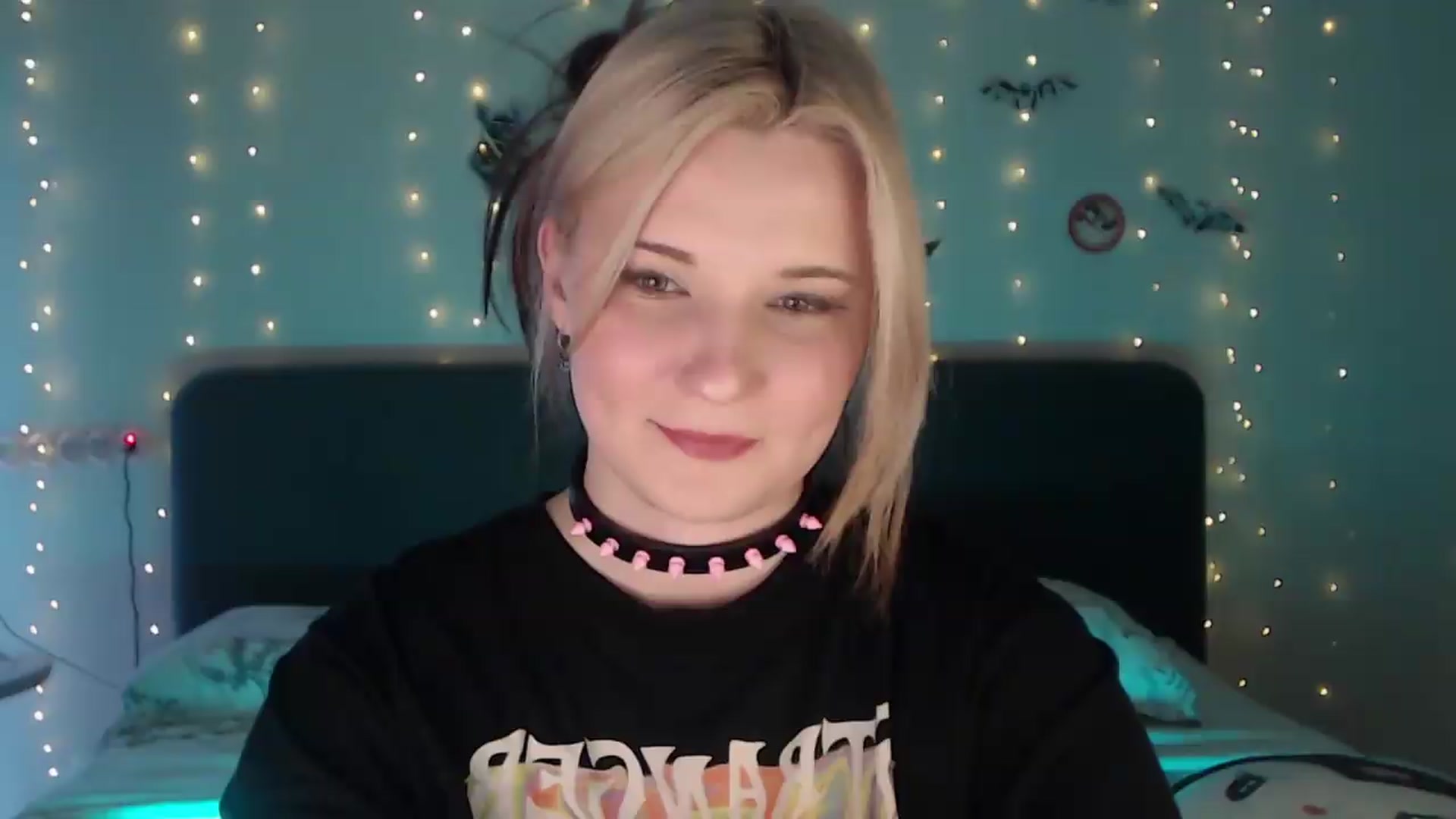 Gallery image thumbnail from Sleepy_AF's myfreecams stream on, 05/27/2026, 17:42 image 5 of 20