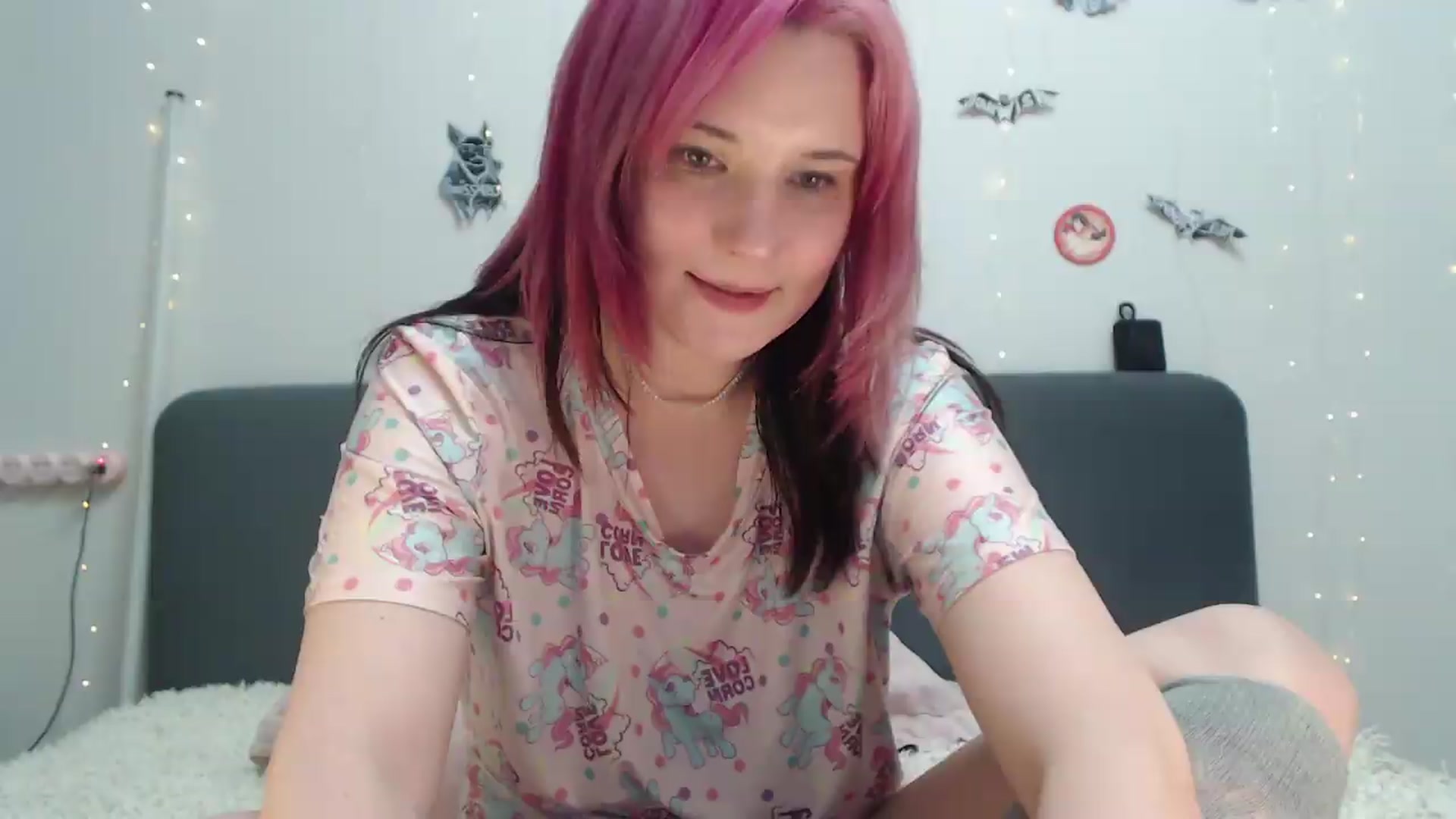 Gallery image thumbnail from Sleepy_AF's myfreecams stream on, 06/18/2026, 19:58 image 15 of 20
