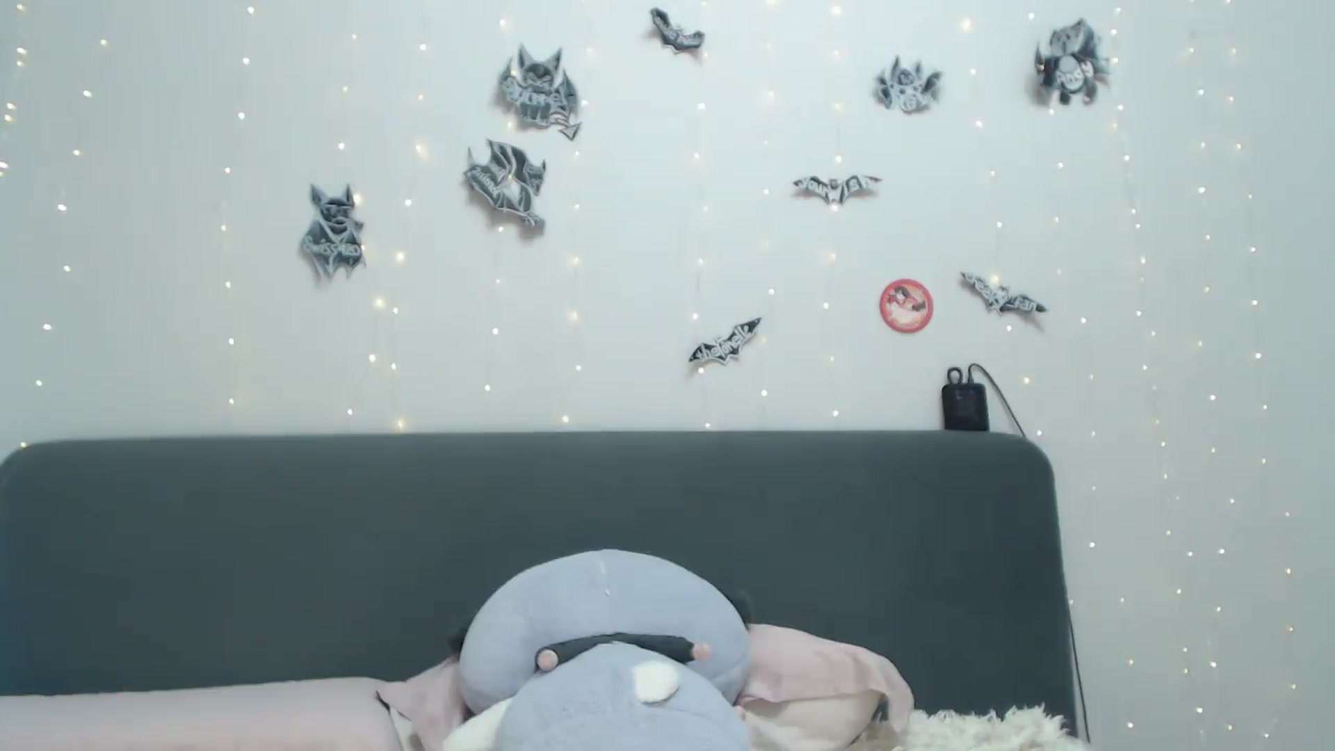 Gallery image thumbnail from Sleepy_AF's myfreecams stream on, 06/21/2026, 18:29 image 11 of 20