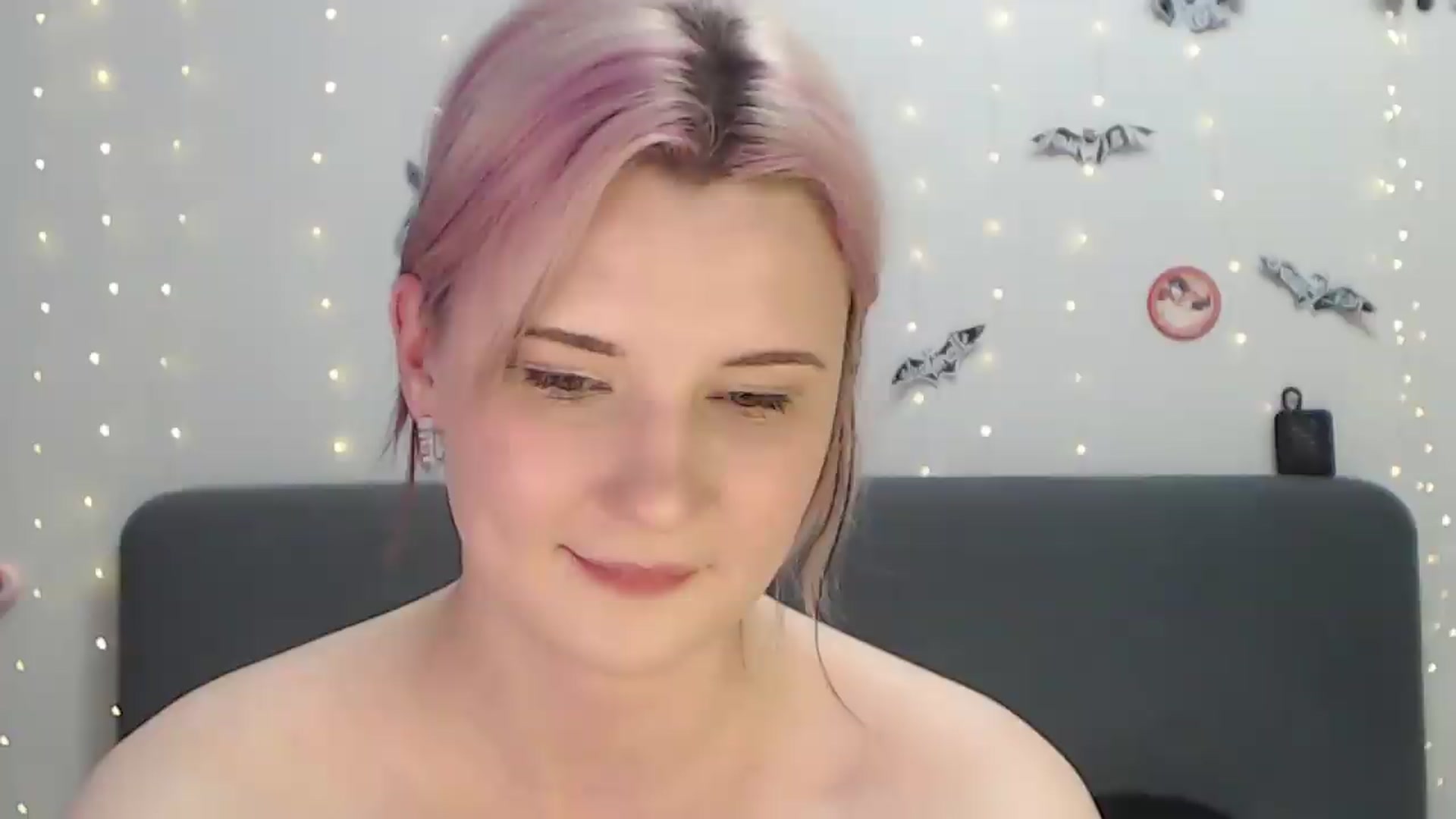 Gallery image thumbnail from Sleepy_AF's myfreecams stream on, 07/04/2026, 12:47 image 19 of 20
