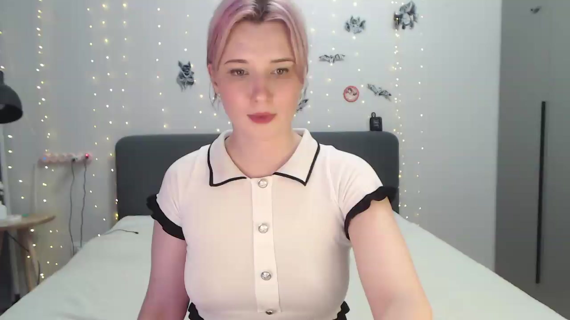 Gallery image thumbnail from Sleepy_AF's myfreecams stream on, 07/04/2026, 15:18 image 10 of 20