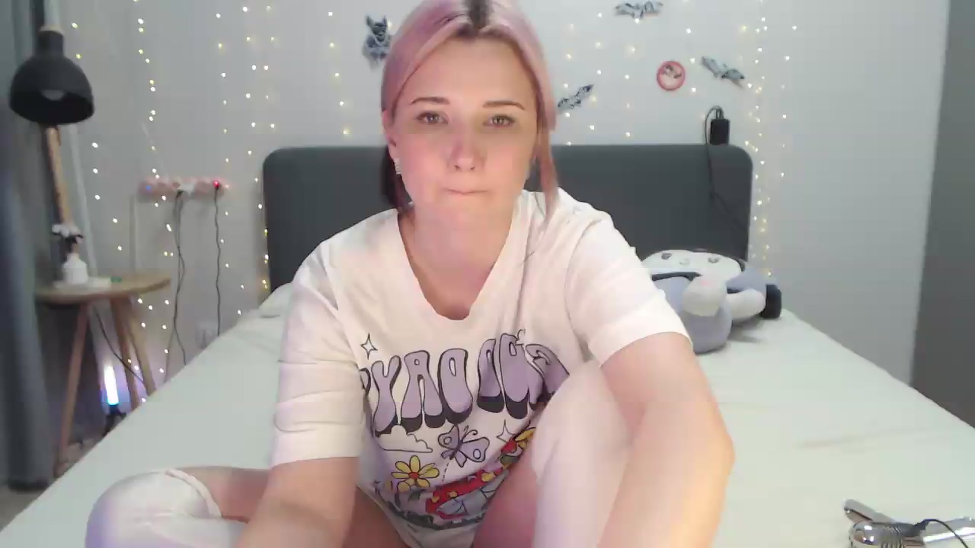 Gallery image thumbnail from Sleepy_AF's myfreecams stream on, 07/05/2026, 19:24 image 14 of 20