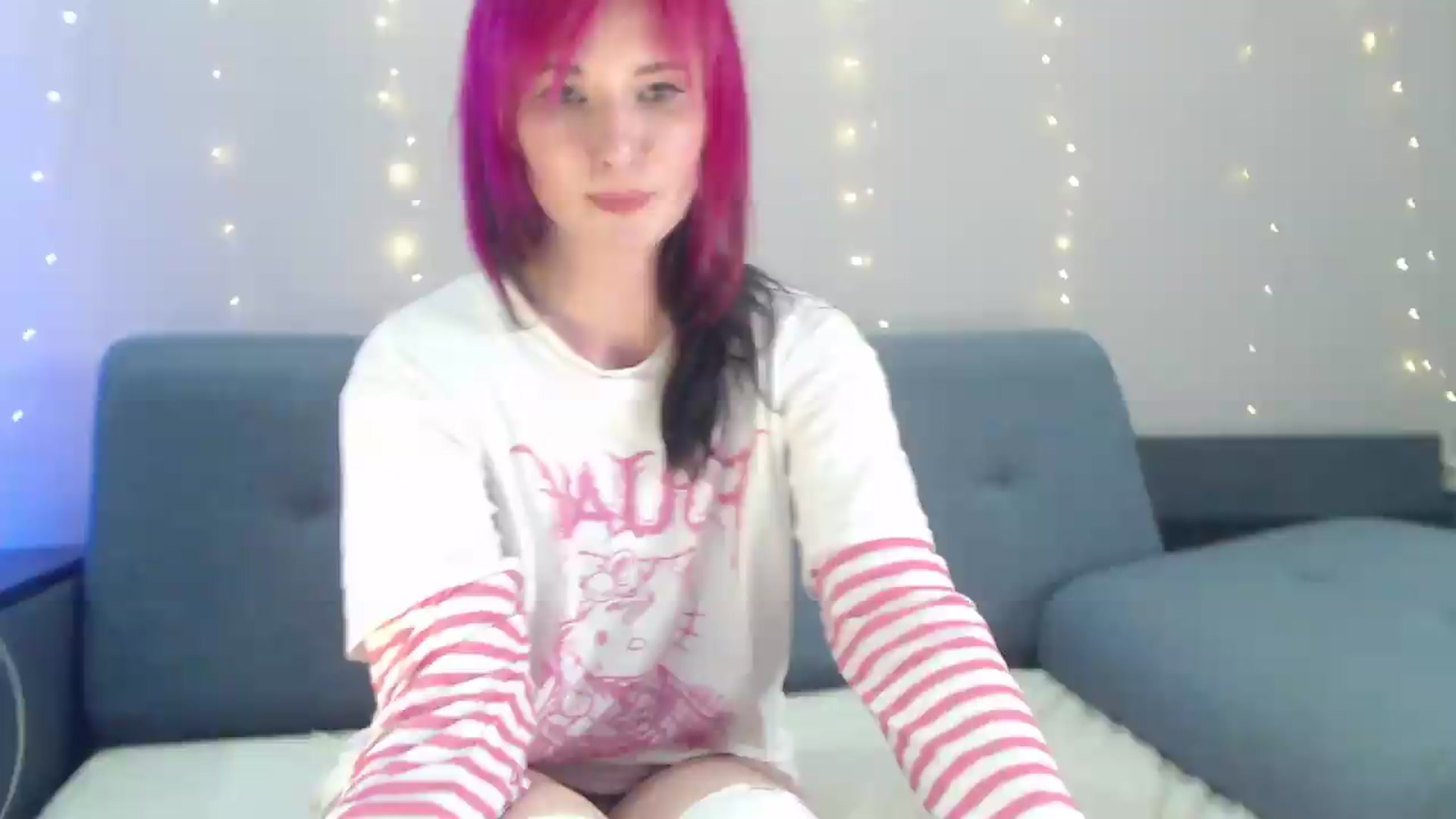 Gallery image thumbnail from Sleepy_AF's myfreecams stream on, 08/16/2026, 16:25 image 17 of 20