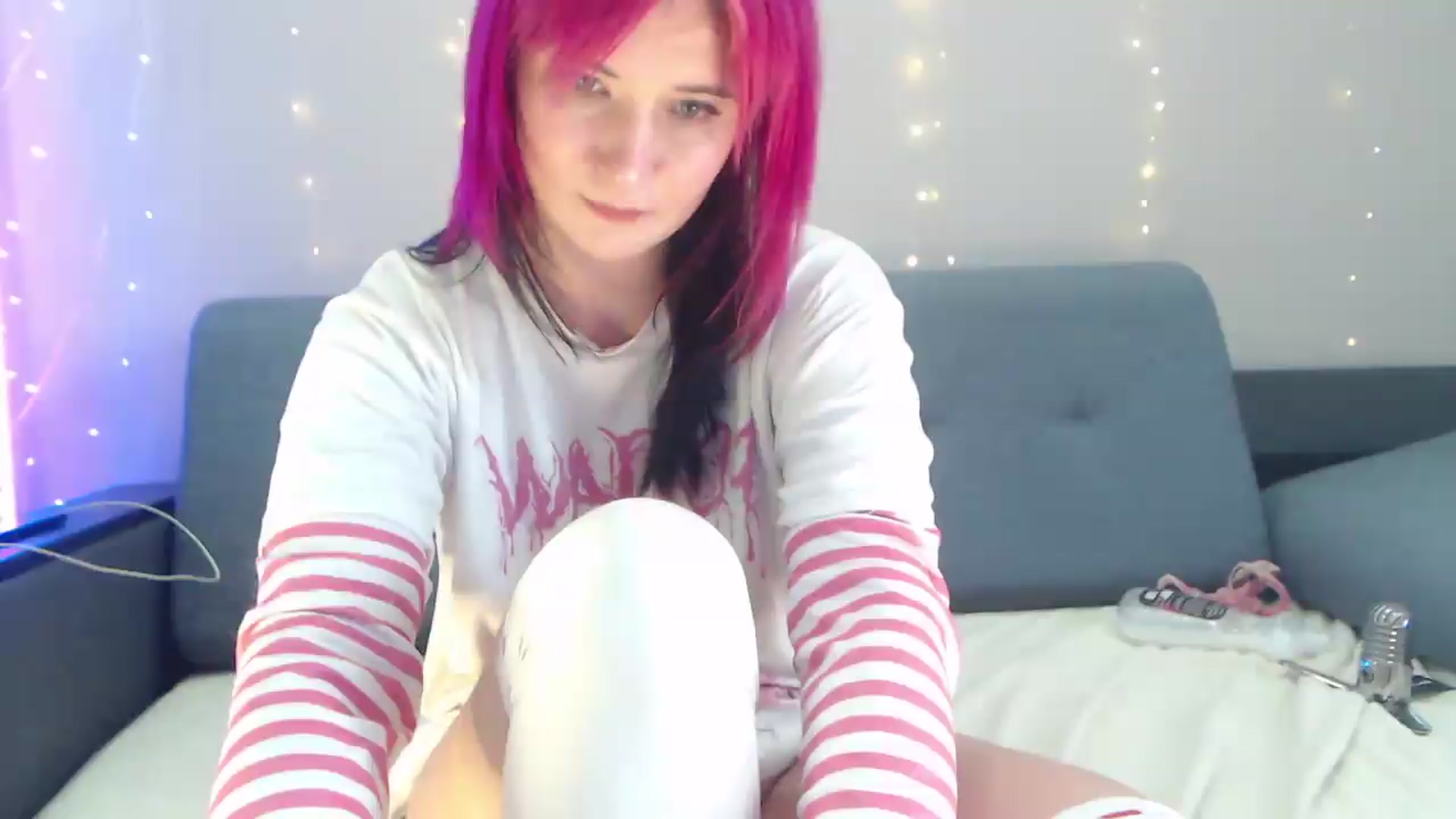 Gallery image thumbnail from Sleepy_AF's myfreecams stream on, 08/16/2026, 16:25 image 12 of 20