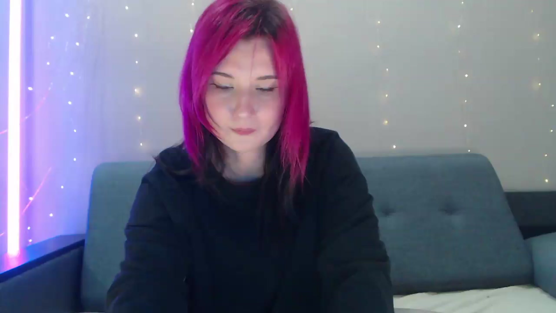 Gallery image thumbnail from Sleepy_AF's myfreecams stream on, 08/23/2026, 18:21 image 14 of 20