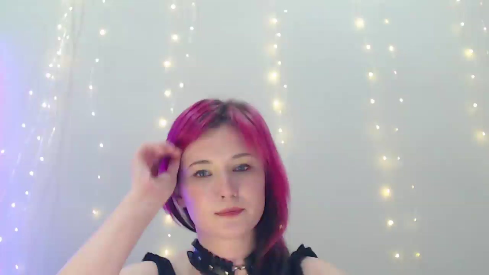 Gallery image thumbnail from Sleepy_AF's myfreecams stream on, 08/25/2026, 17:21 image 16 of 20