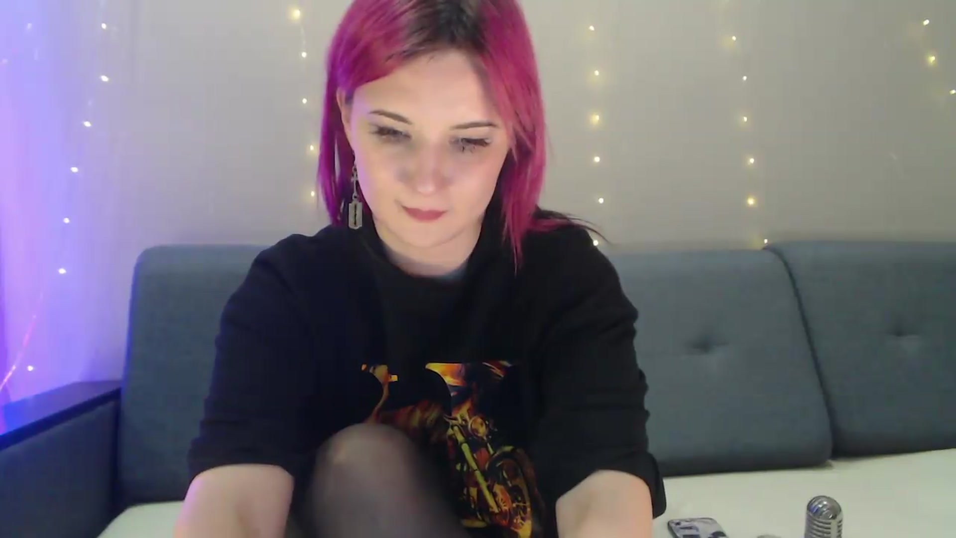 Gallery image thumbnail from Sleepy_AF's myfreecams stream on, 09/01/2026, 20:02 image 9 of 20