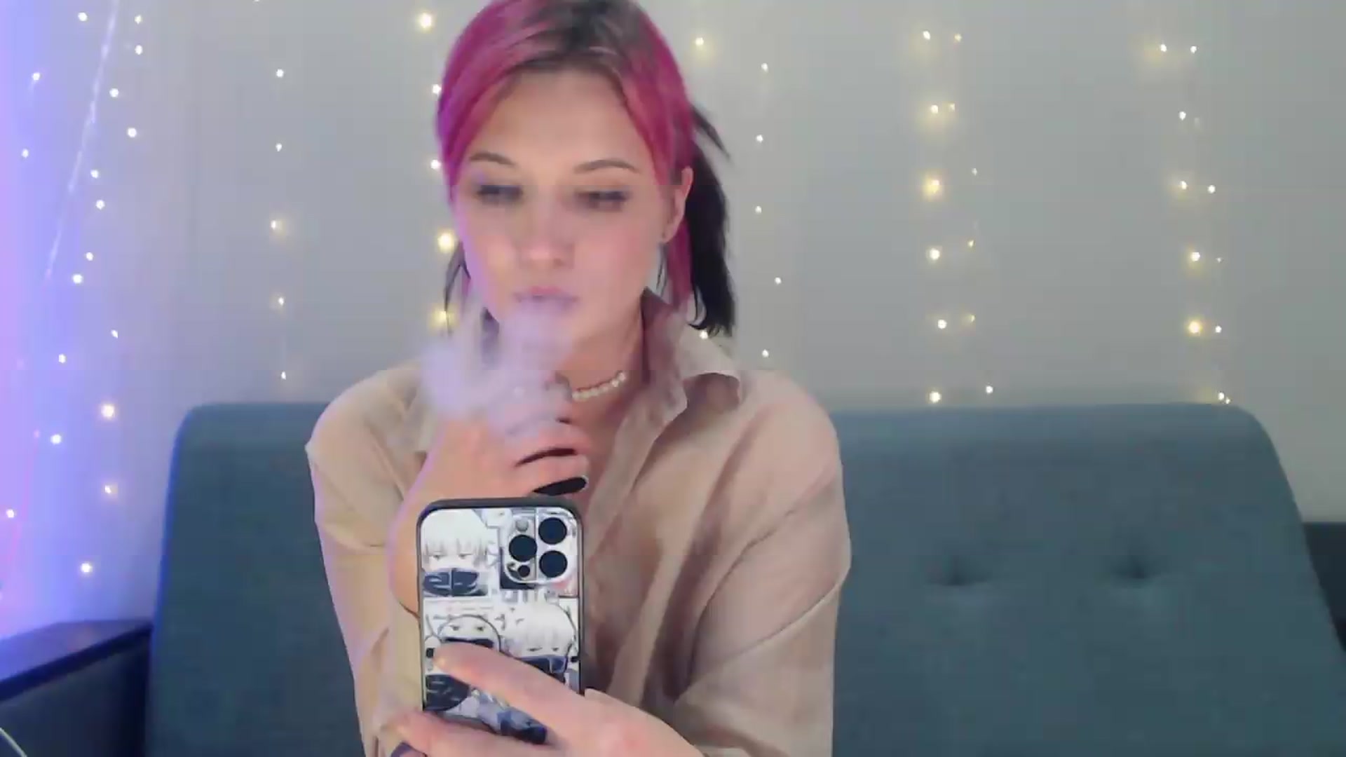 Gallery image thumbnail from Sleepy_AF's myfreecams stream on, 09/04/2026, 21:17 image 8 of 20